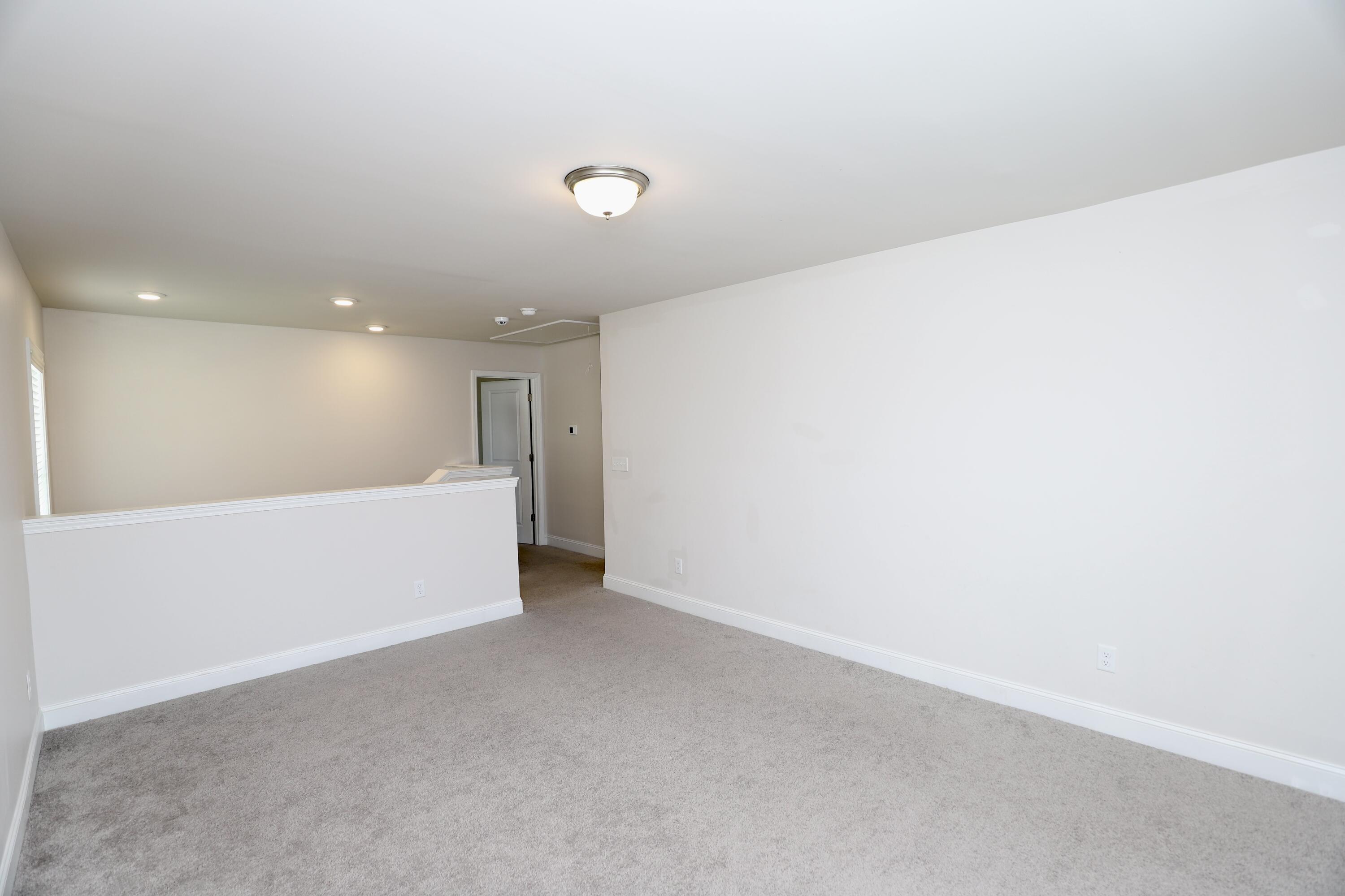 870 Curlew Circle