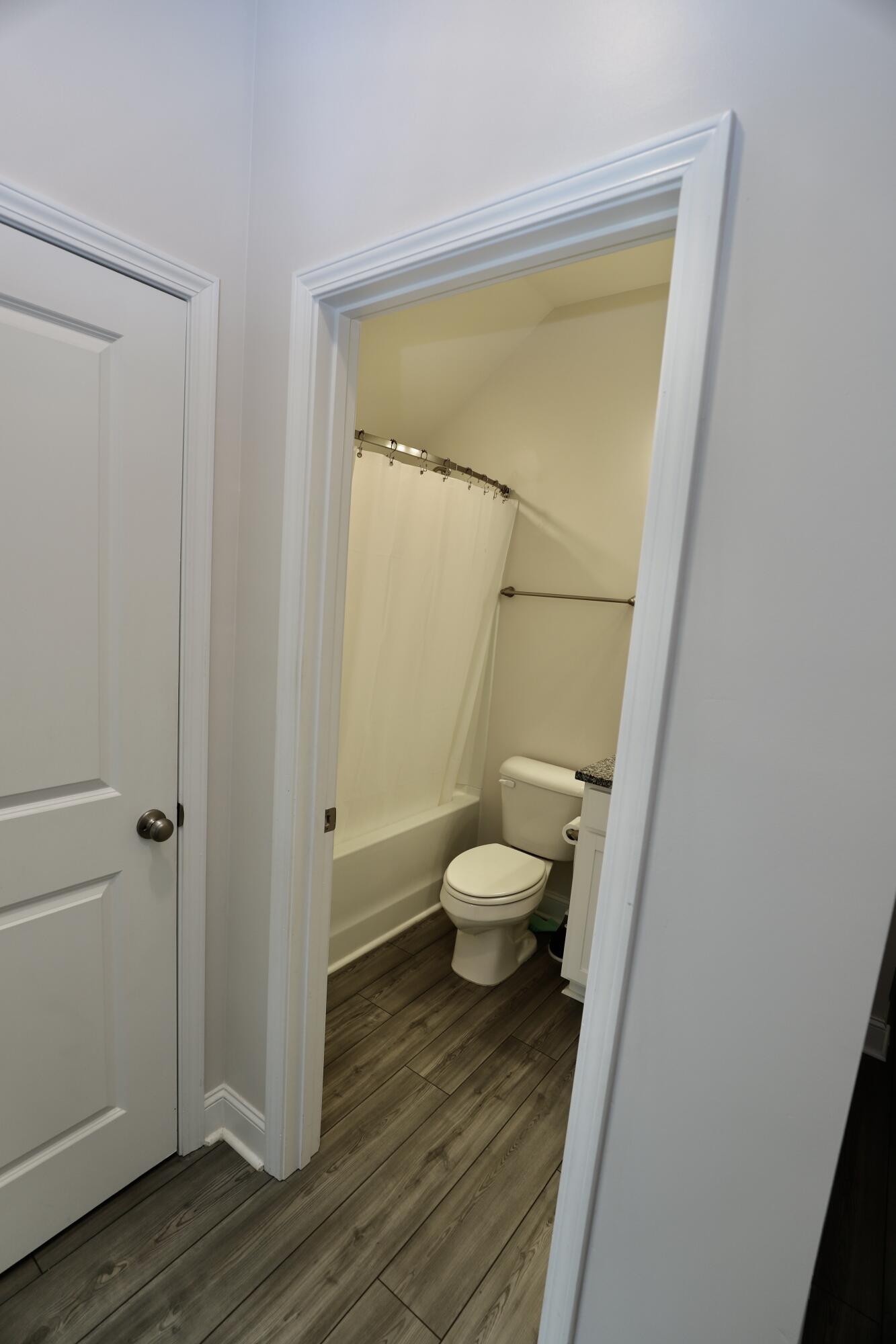 870 Curlew Circle