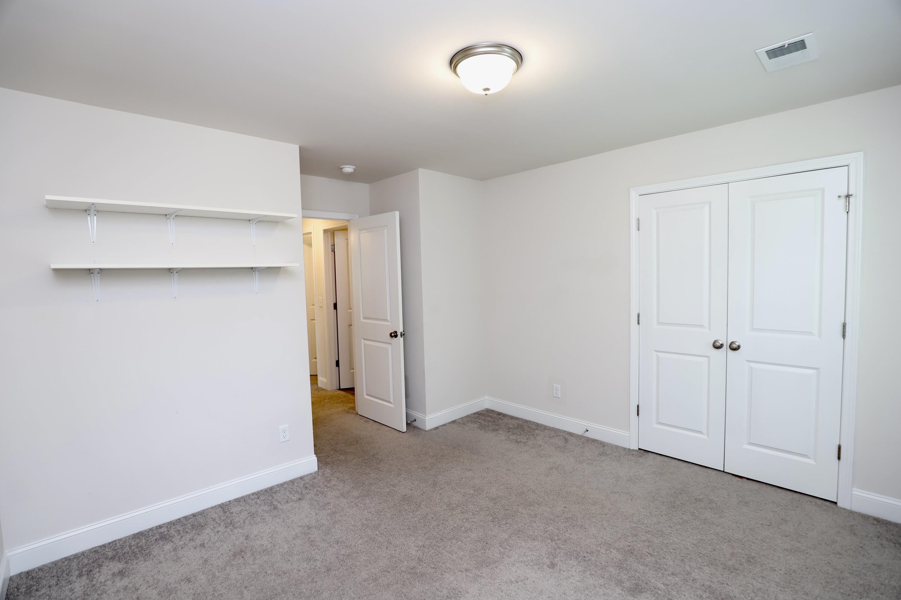 870 Curlew Circle