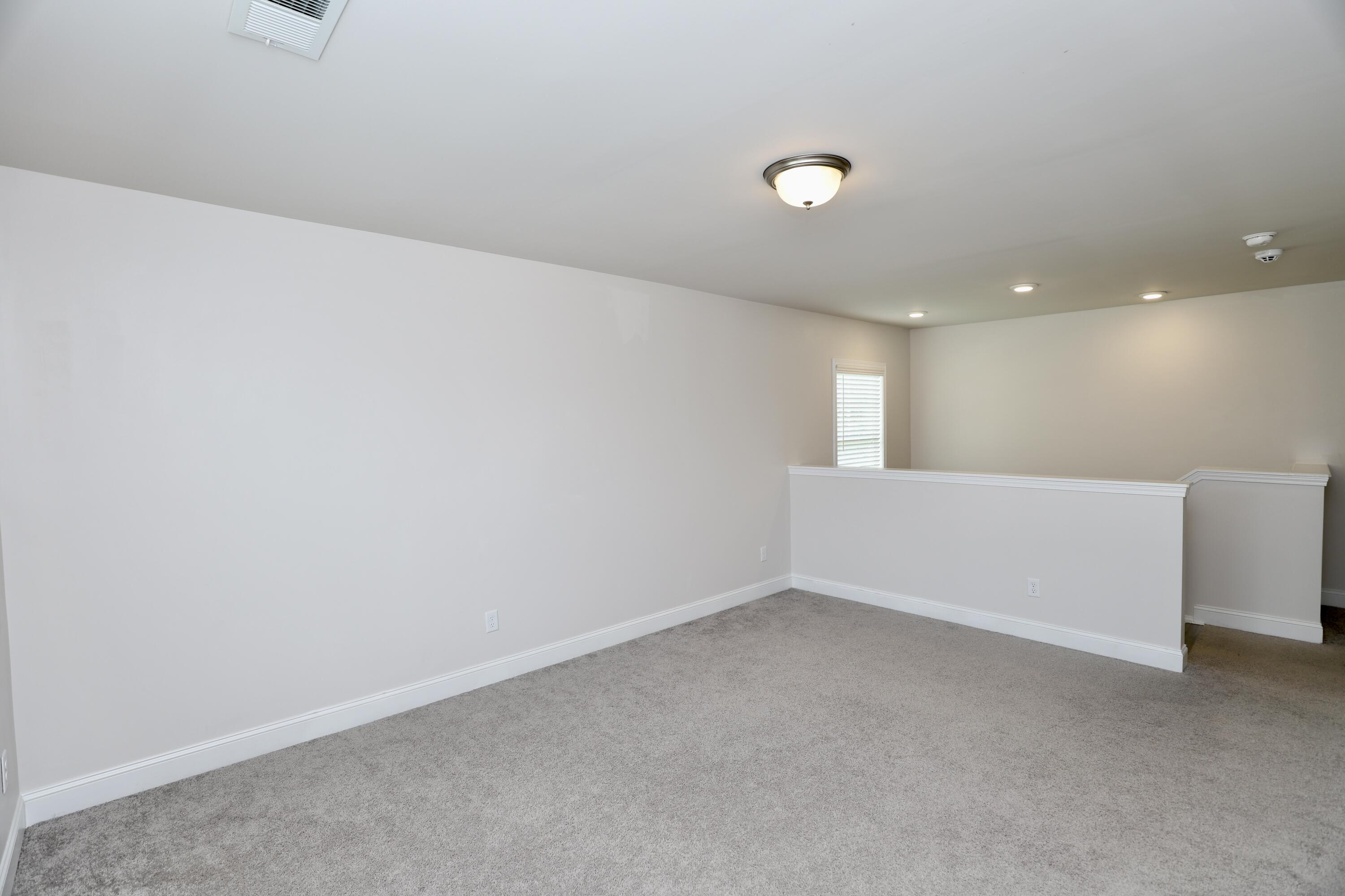 870 Curlew Circle