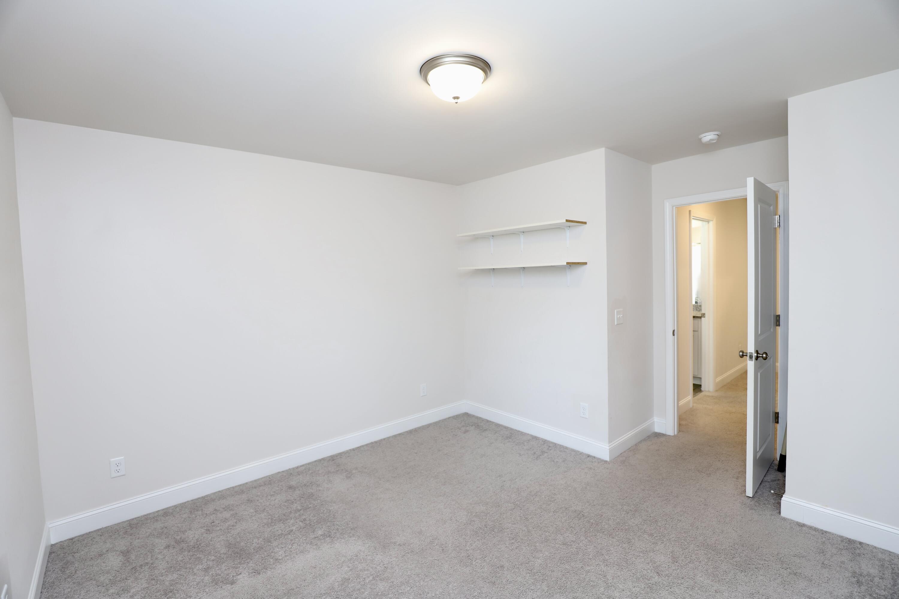 870 Curlew Circle