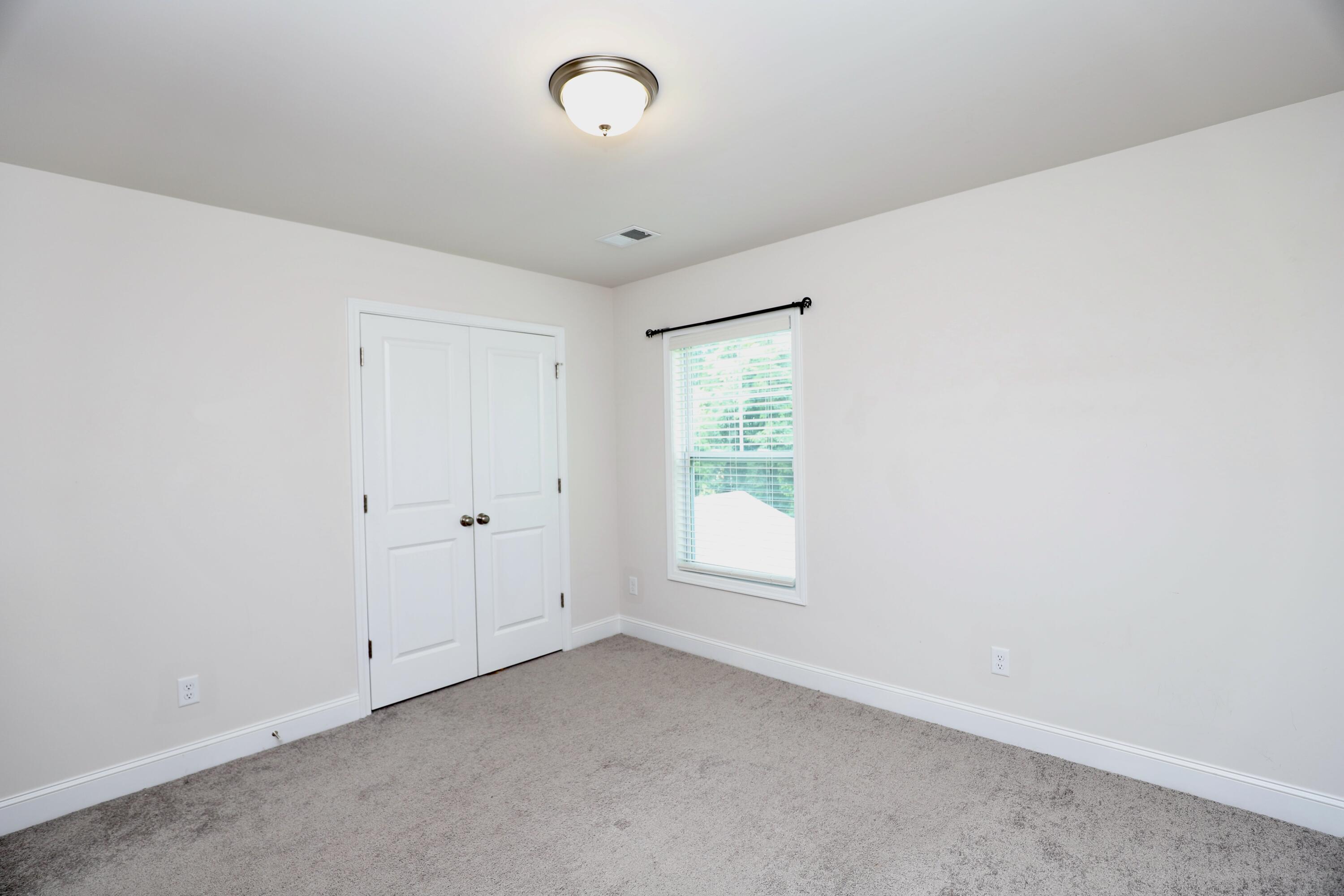 870 Curlew Circle
