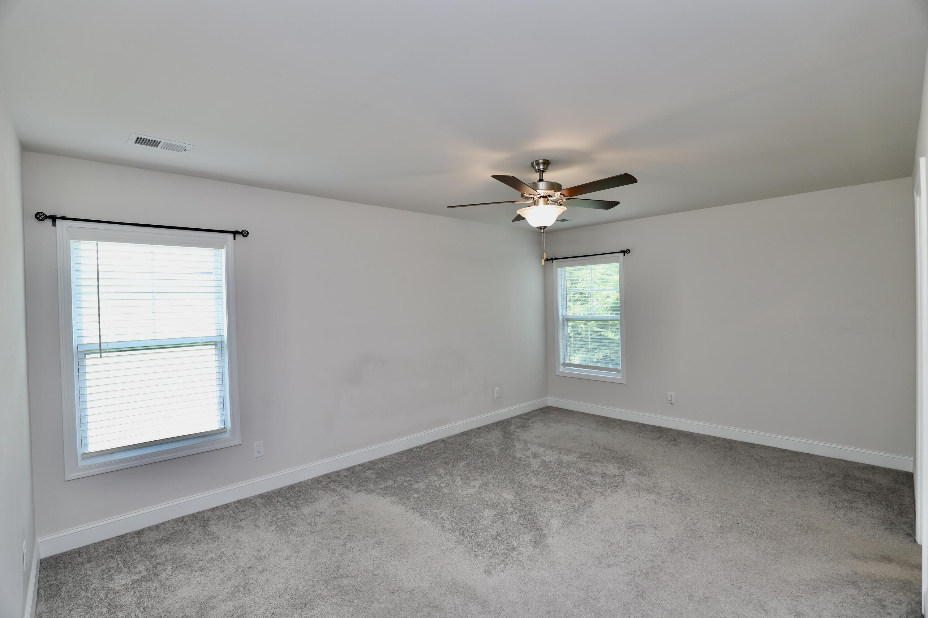 870 Curlew Circle