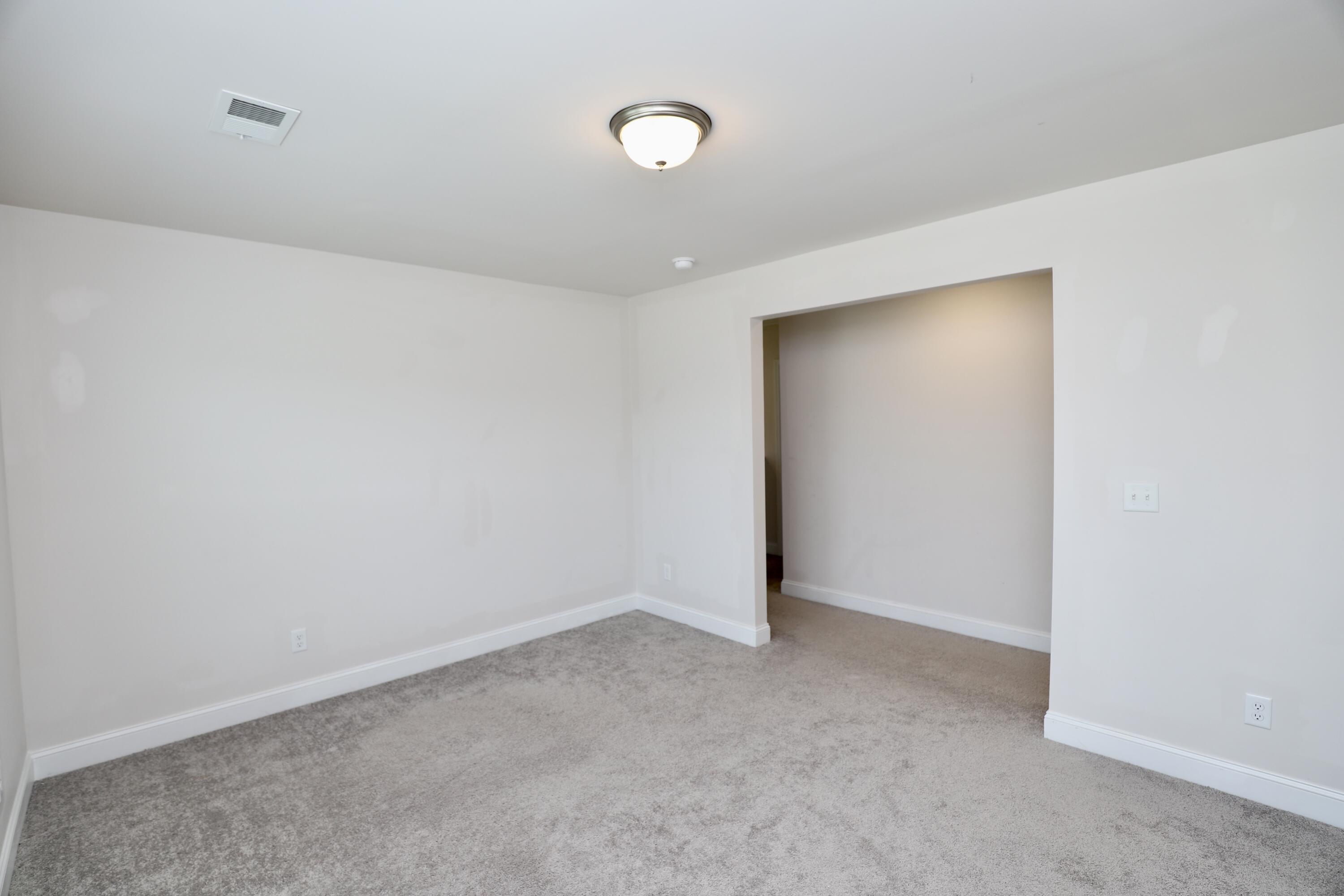 870 Curlew Circle