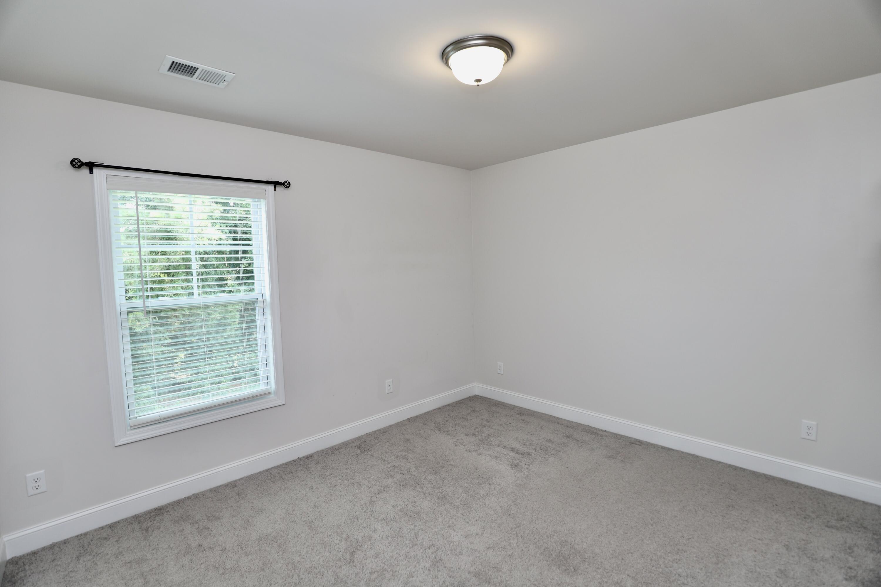 870 Curlew Circle