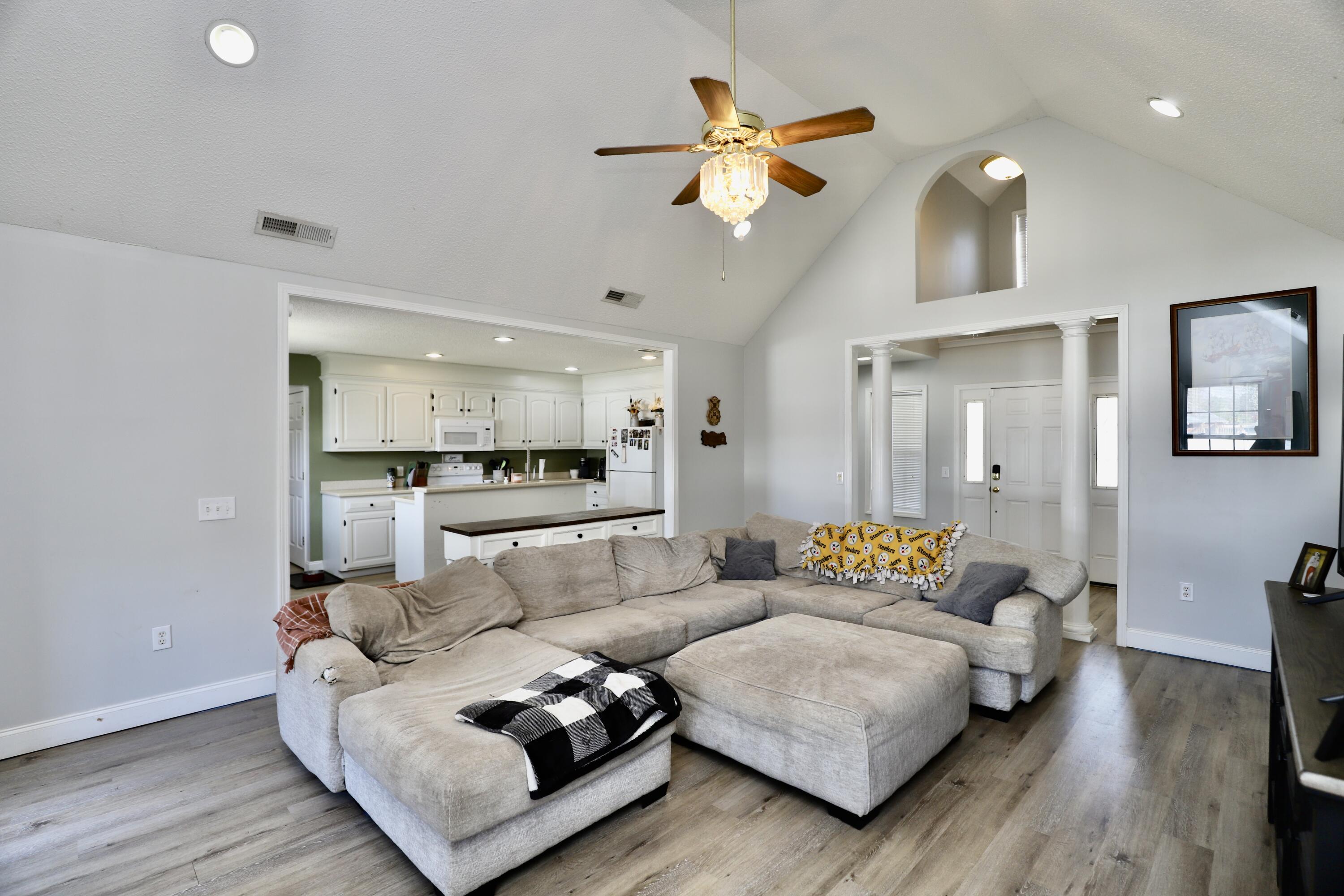3245 Arborwood Drive