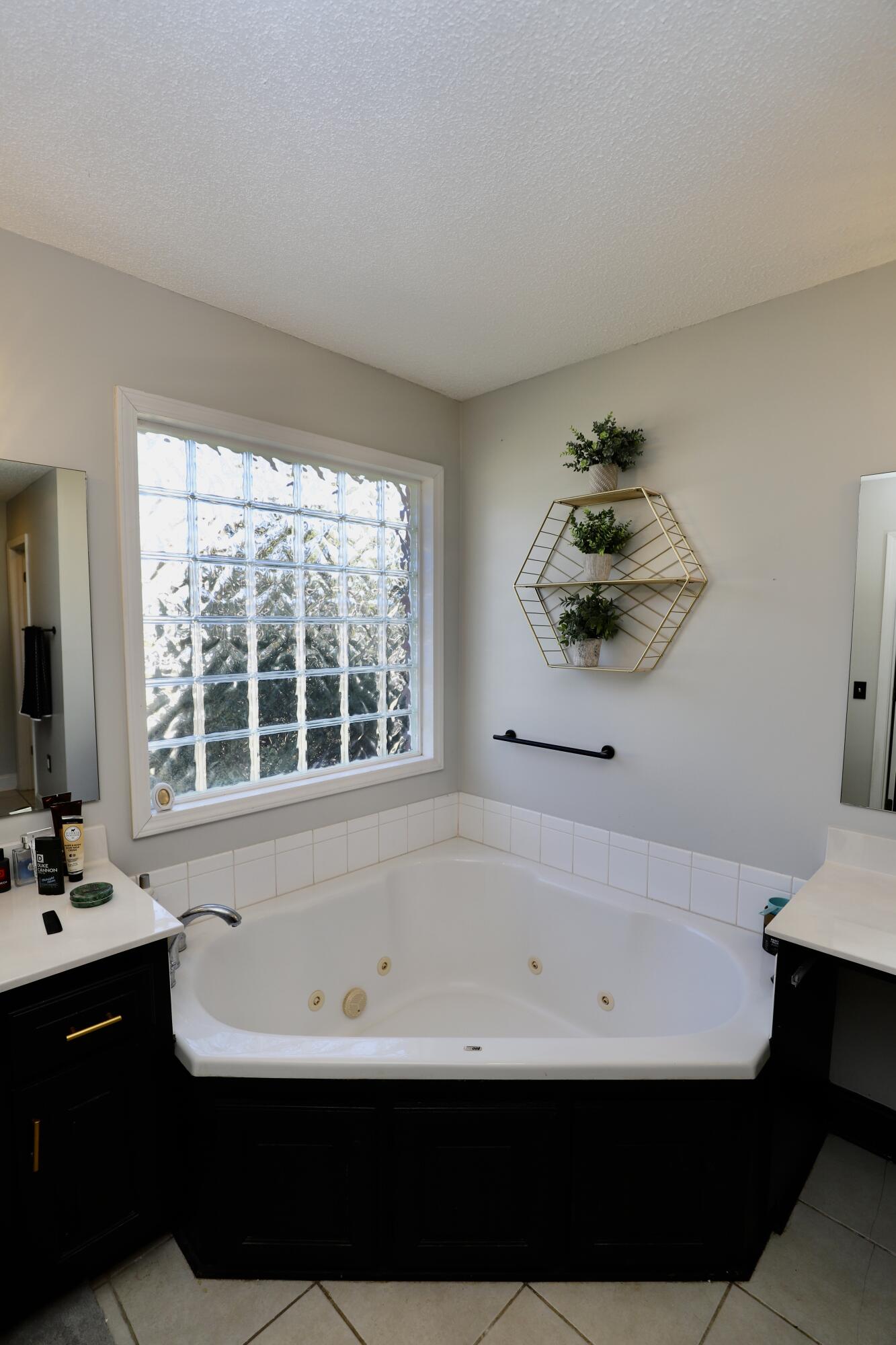 3245 Arborwood Drive