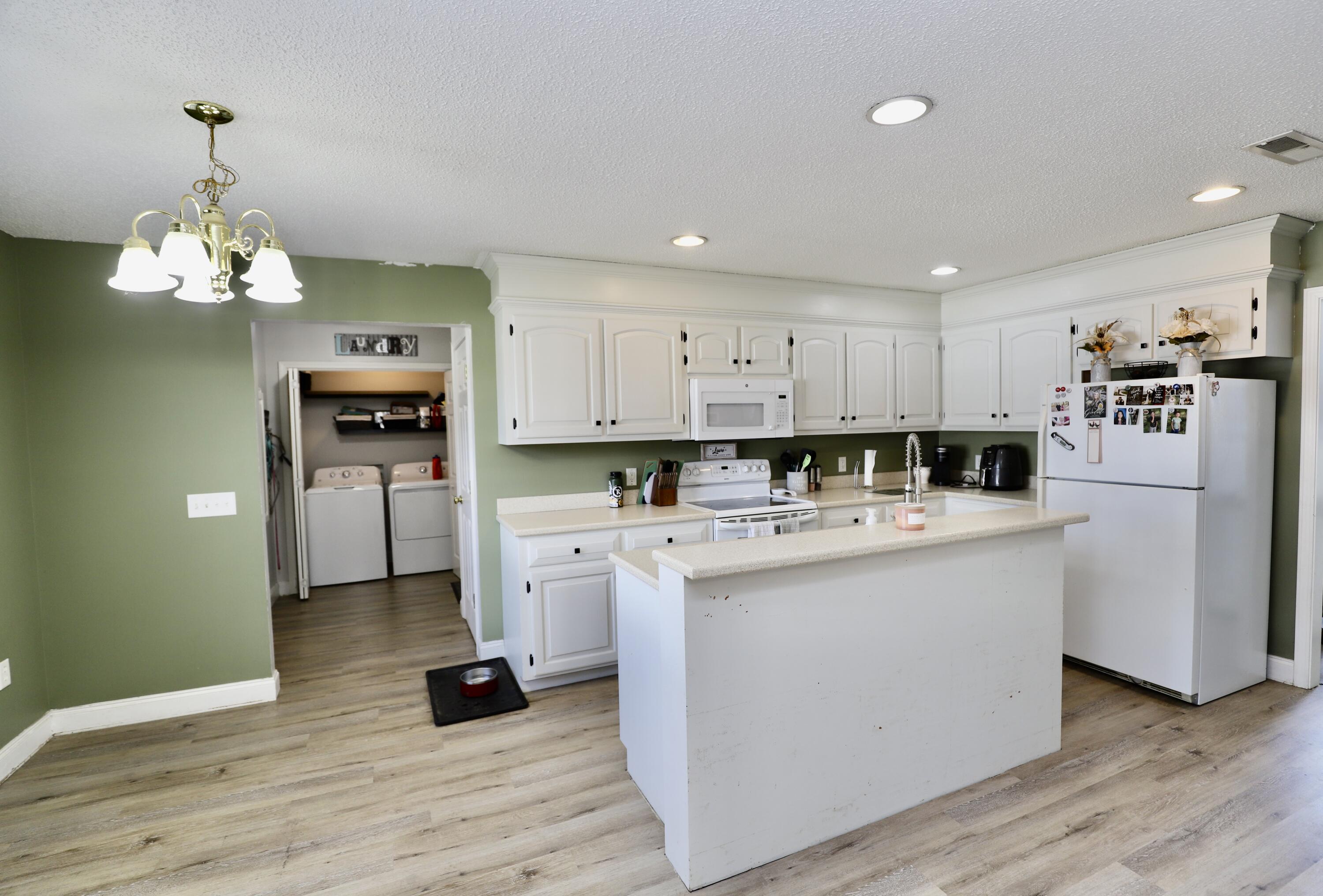 3245 Arborwood Drive