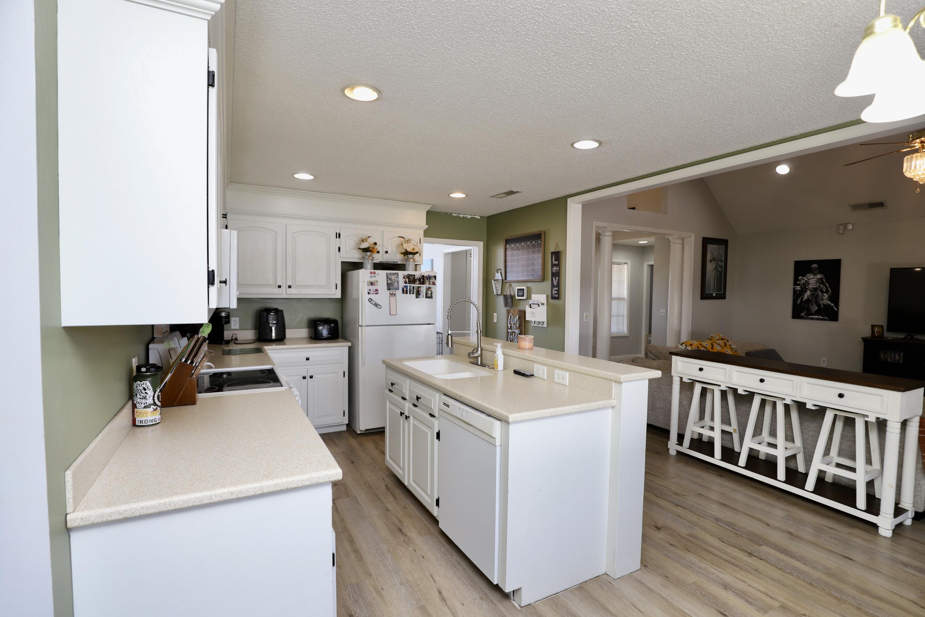 3245 Arborwood Drive