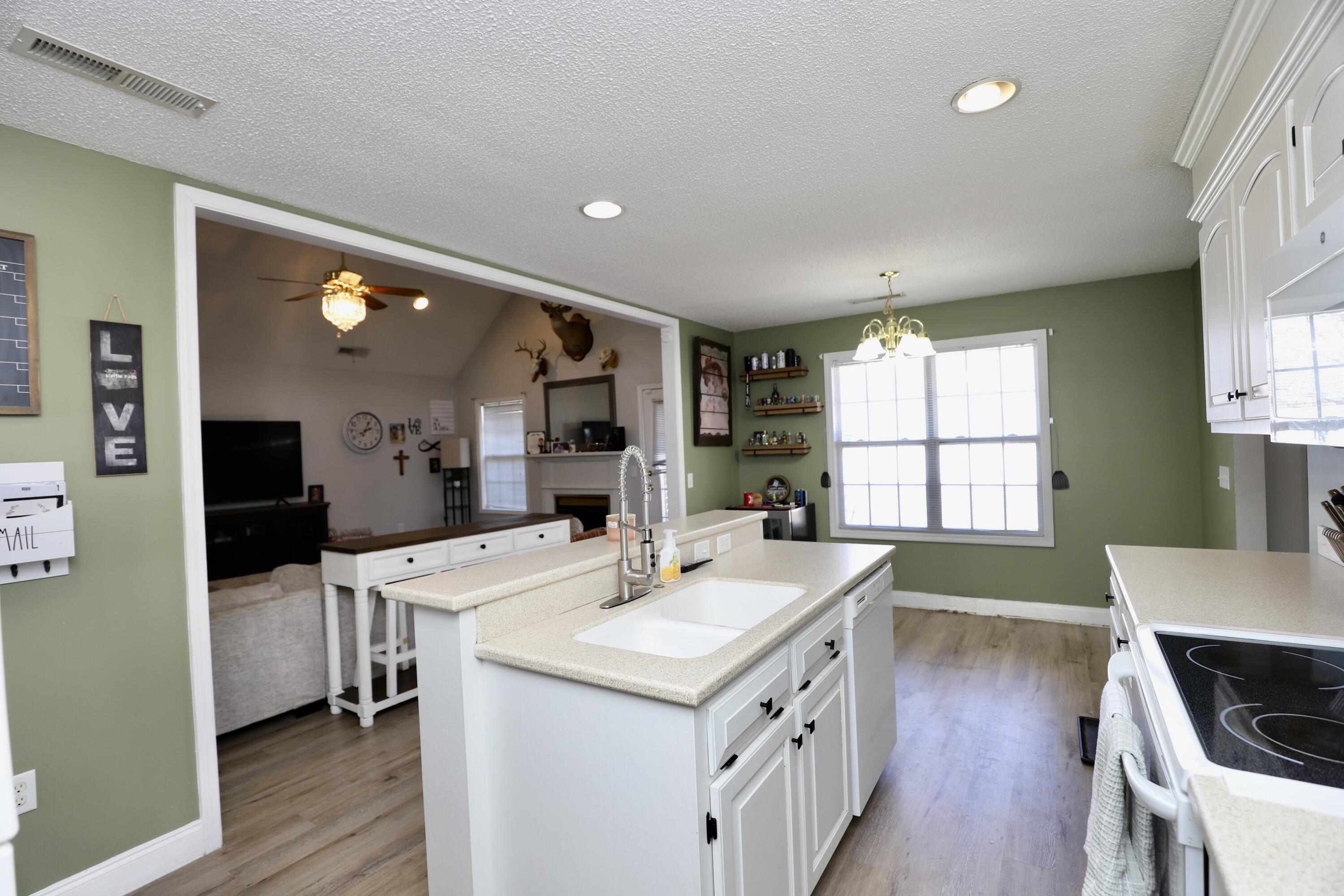 3245 Arborwood Drive
