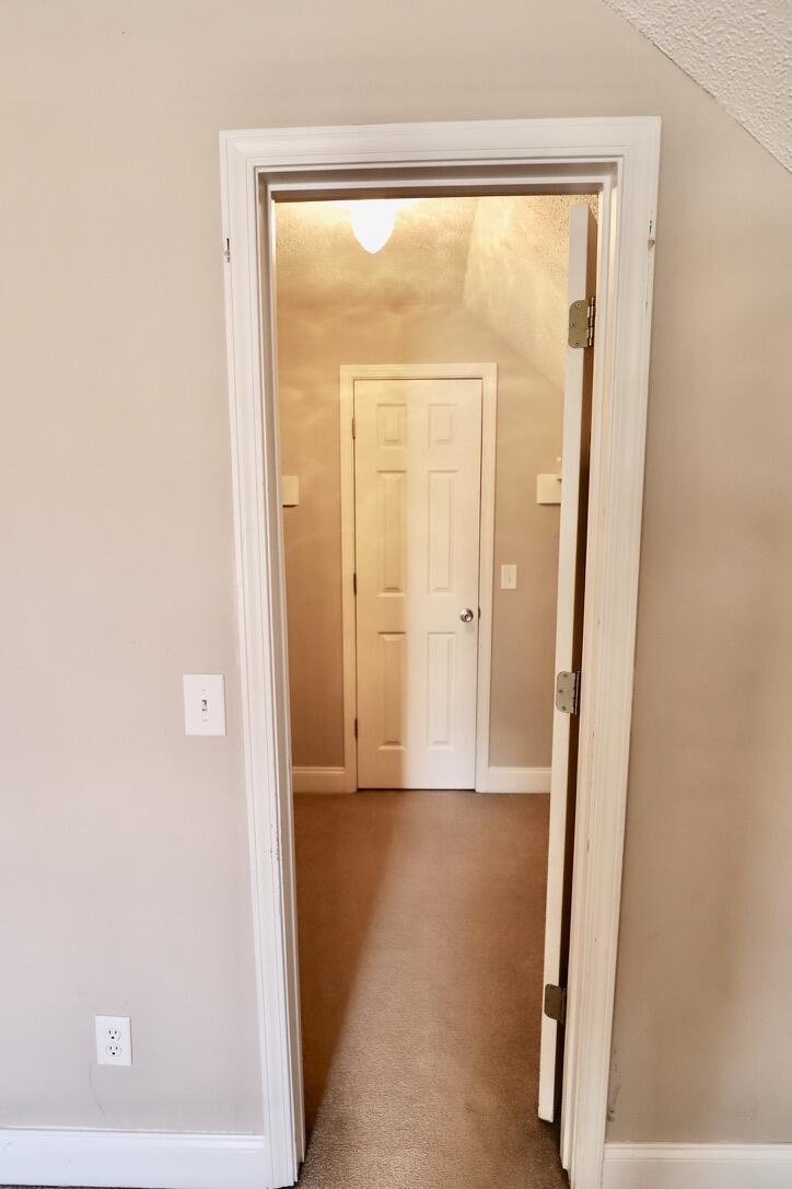 3192 Mayflower Lane