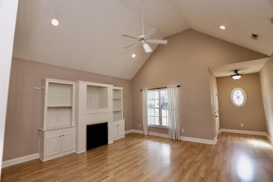 3192 Mayflower Lane