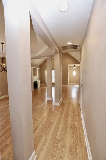 3192 Mayflower Lane