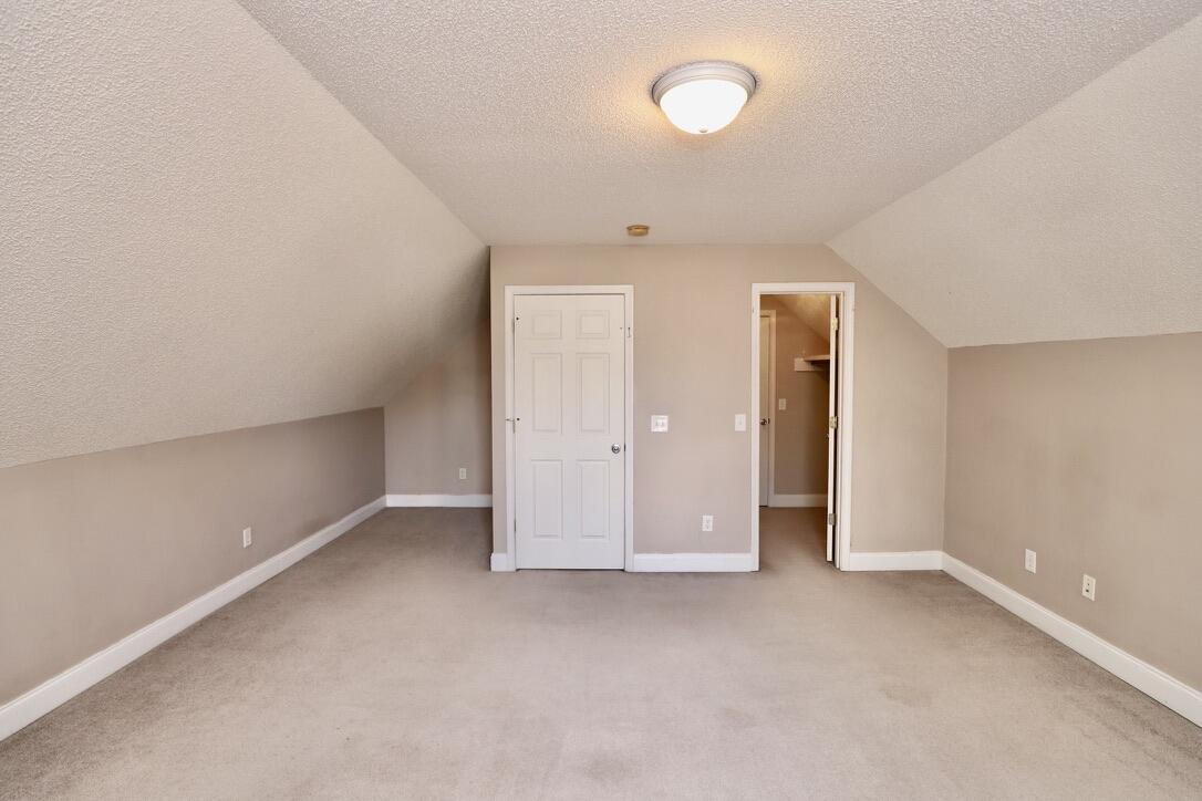 3192 Mayflower Lane