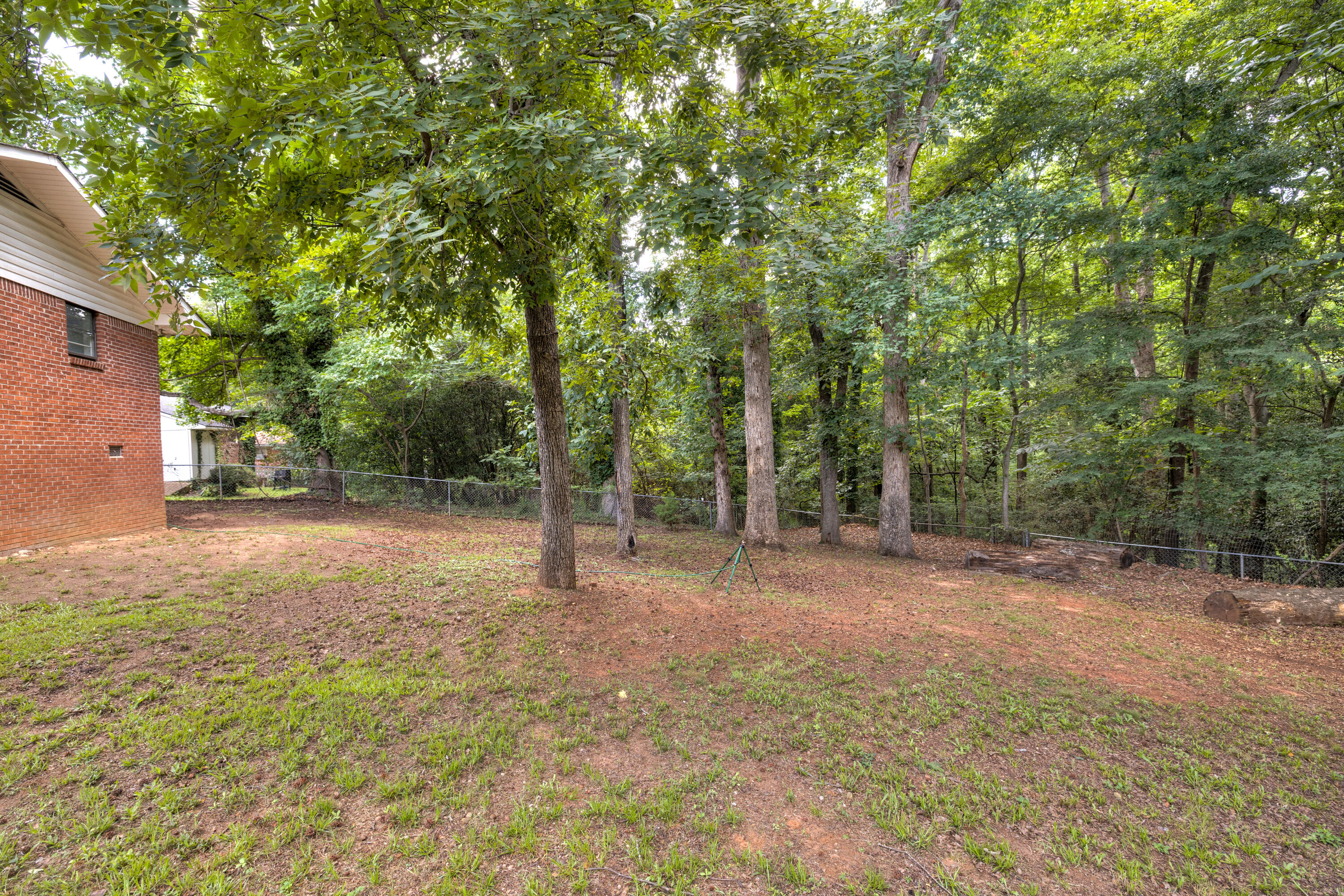 2437 Derwent Drive