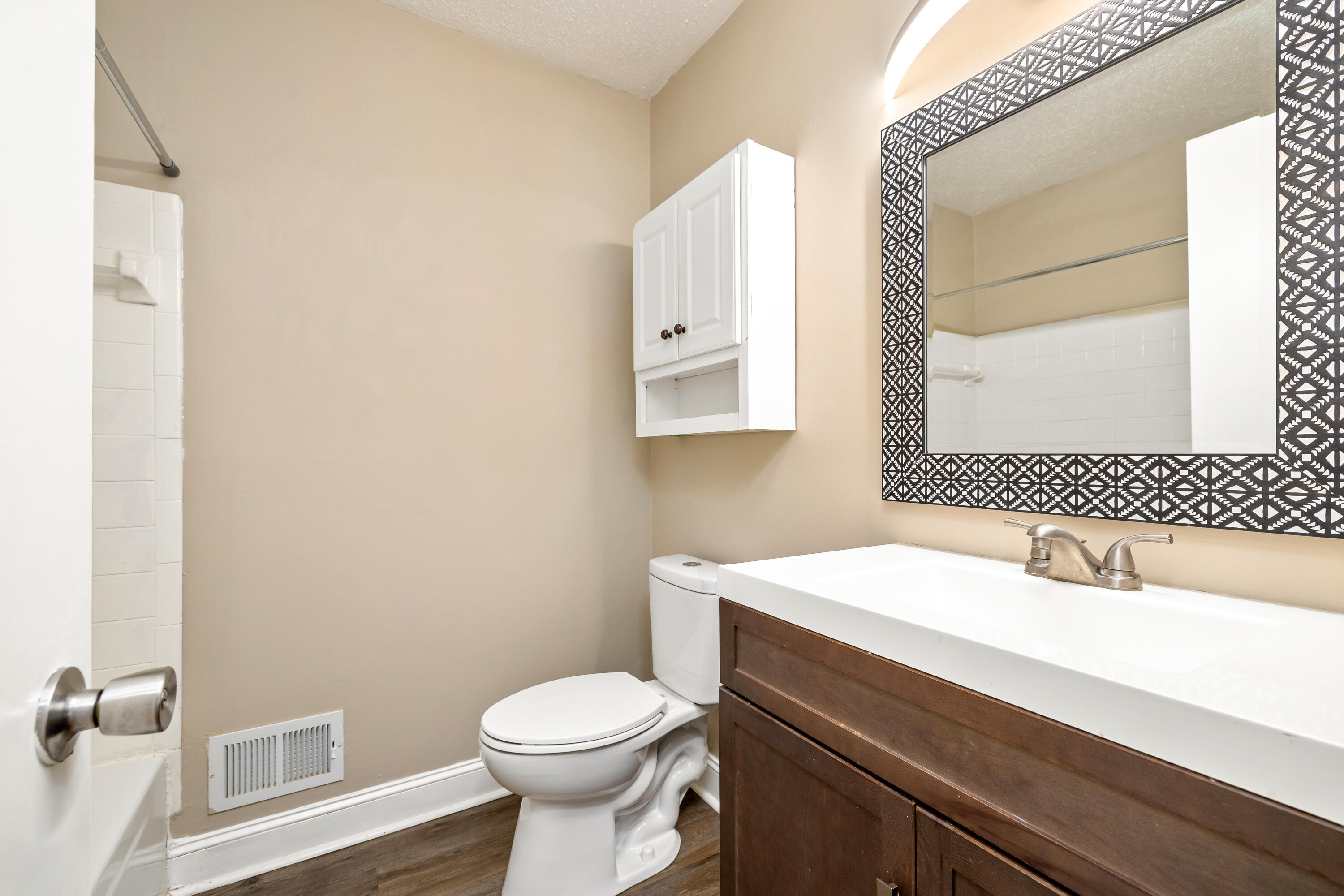 2437 Derwent Drive