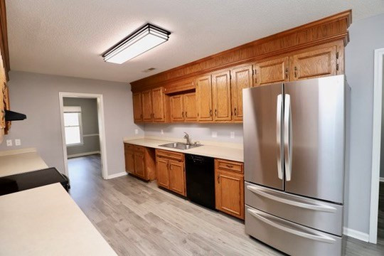 944 Twin Lakes Drive