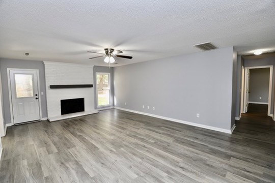 944 Twin Lakes Drive