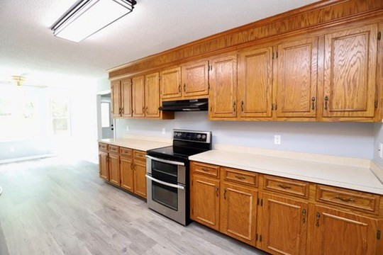944 Twin Lakes Drive
