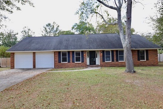 944 Twin Lakes Drive