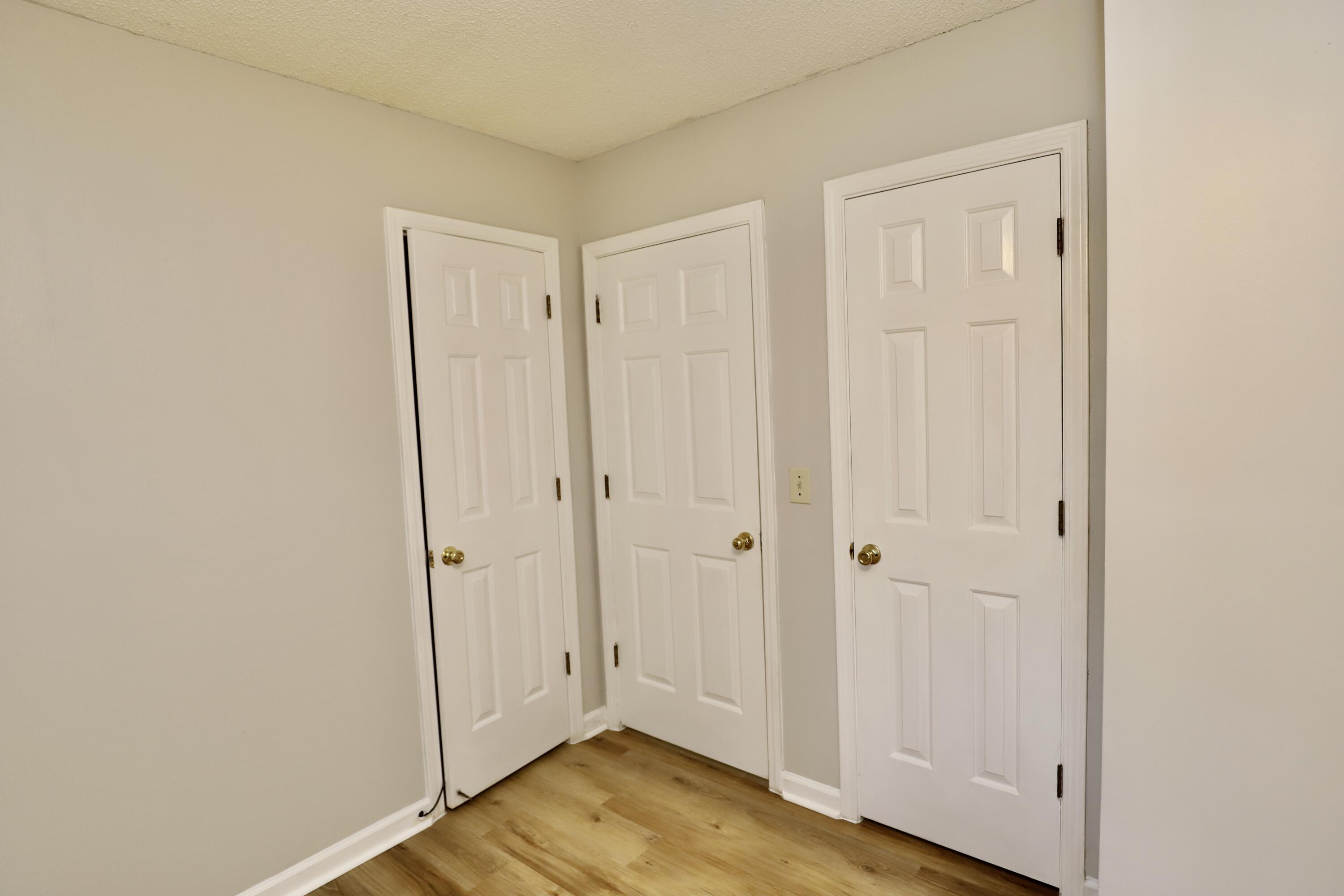 806 Club Lane