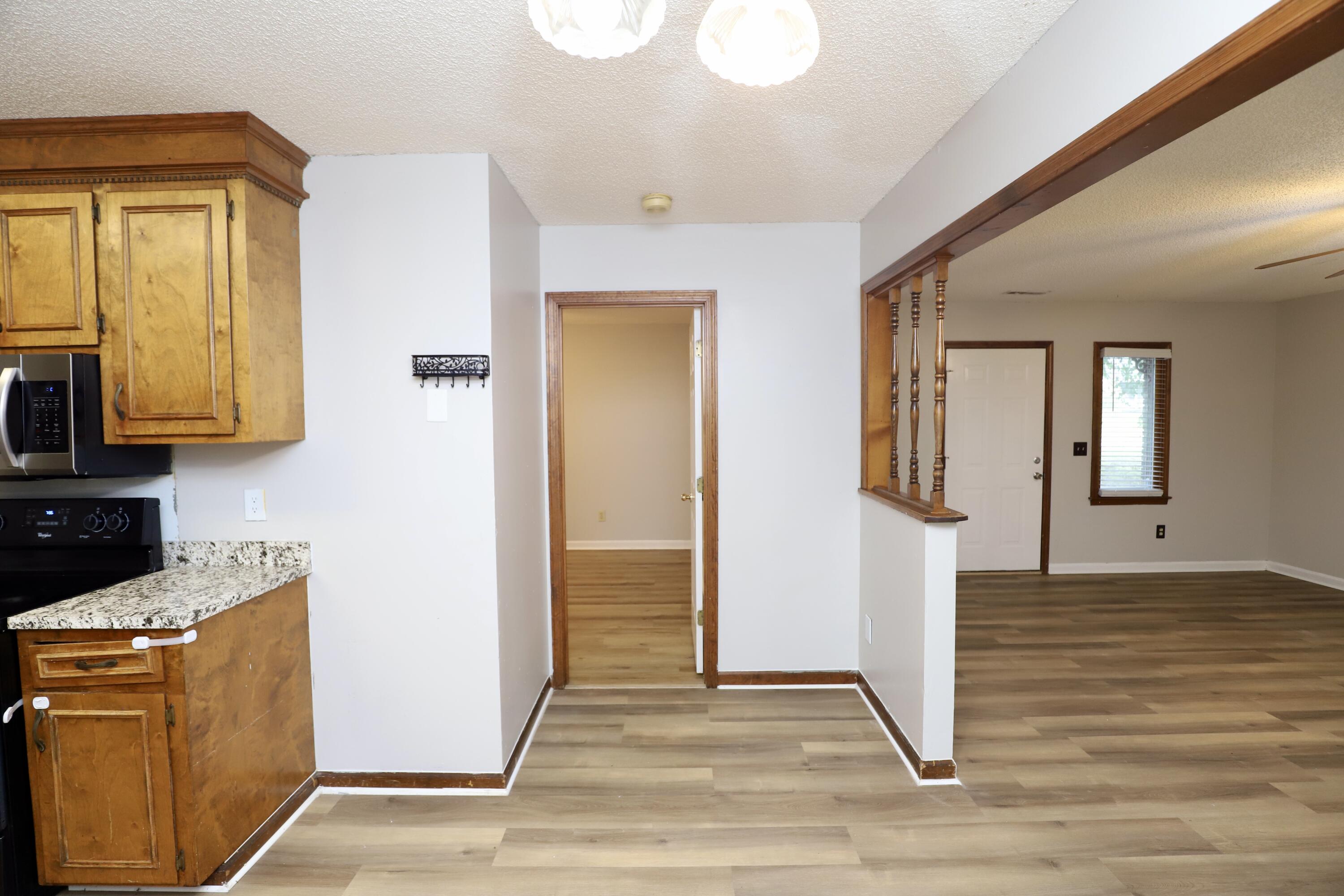 806 Club Lane