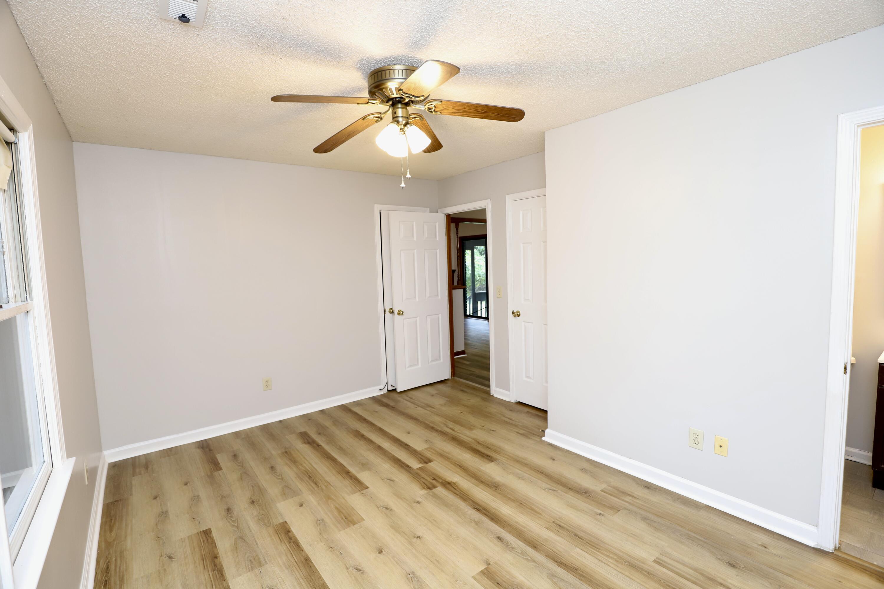 806 Club Lane