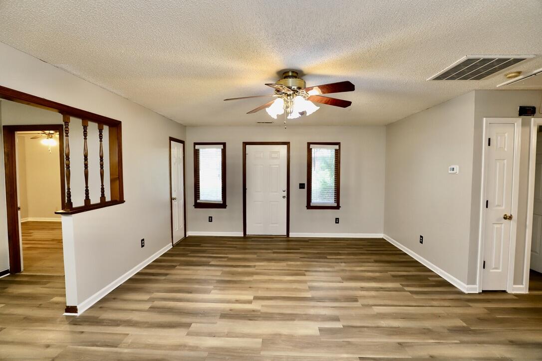 806 Club Lane