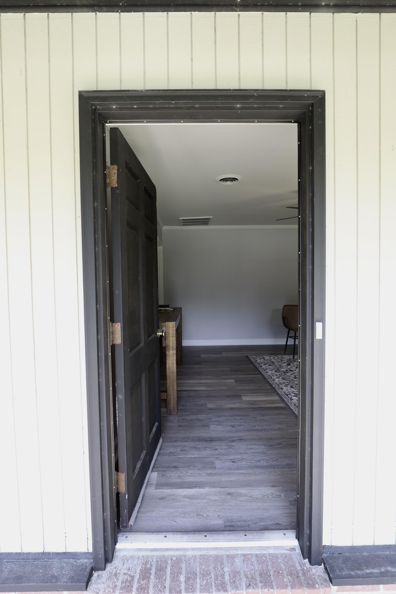 6 Hilliard Drive