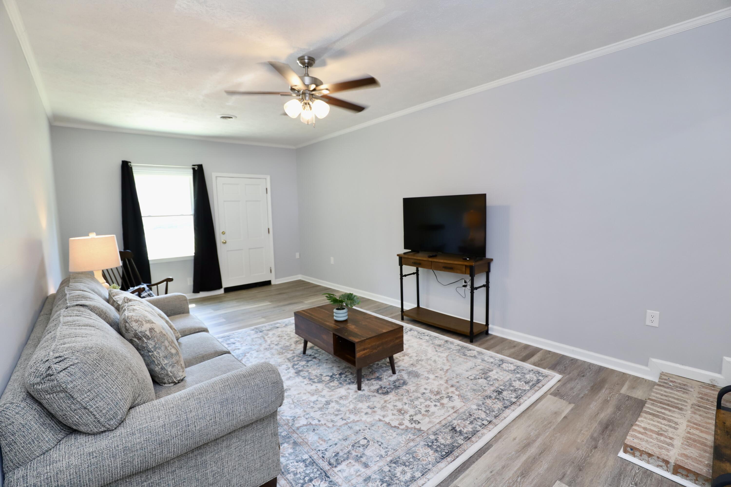 6 Hilliard Drive