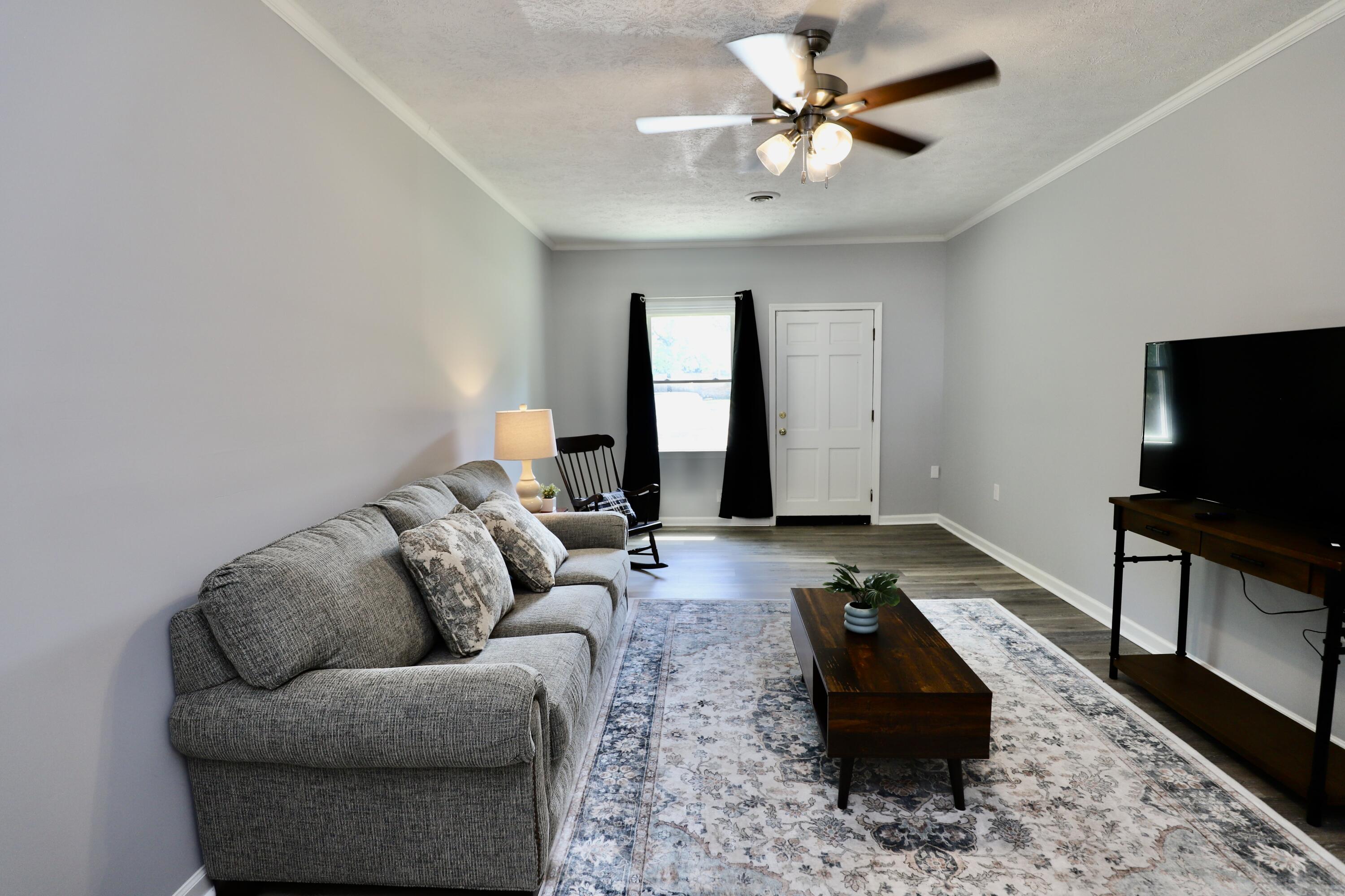 6 Hilliard Drive