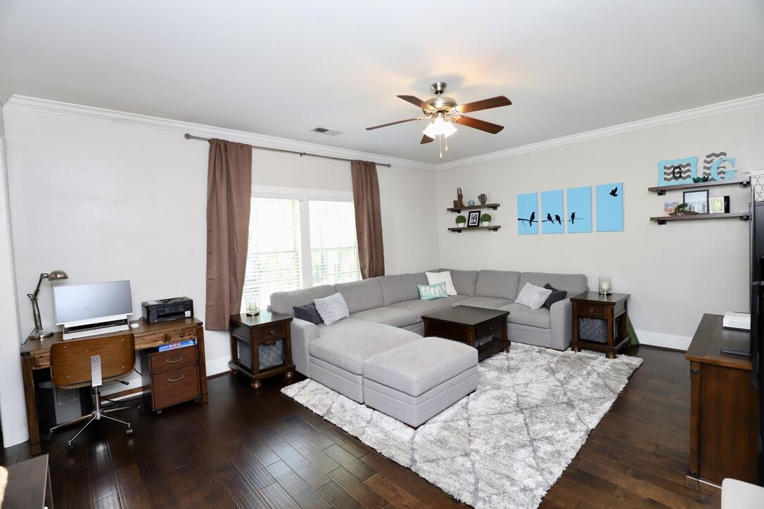 545 Curlew Circle