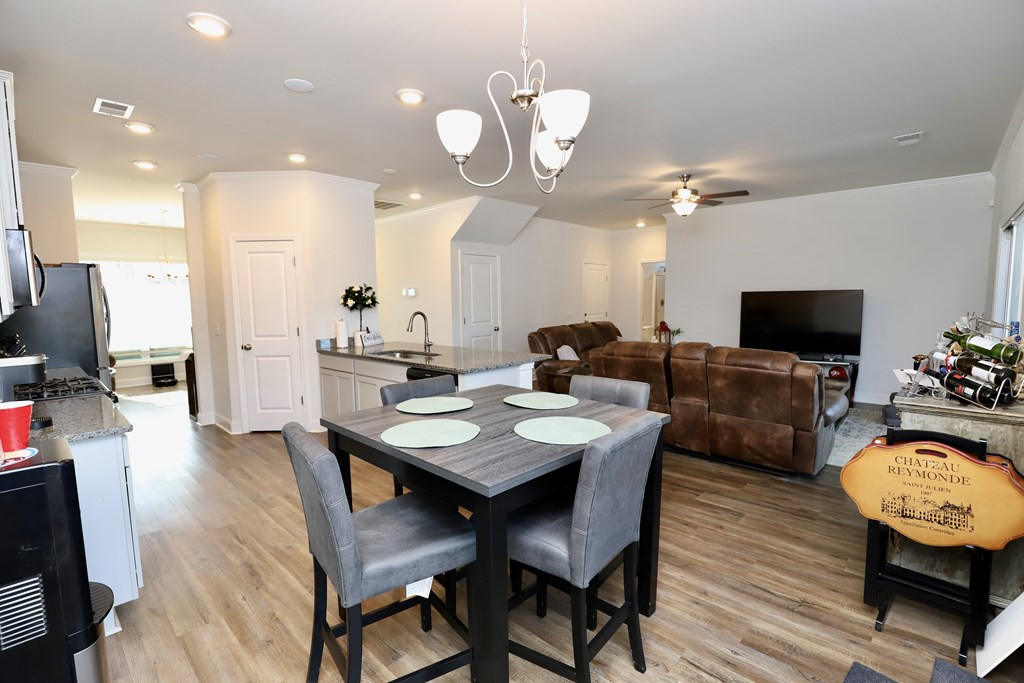 455 Kittiwake Lane