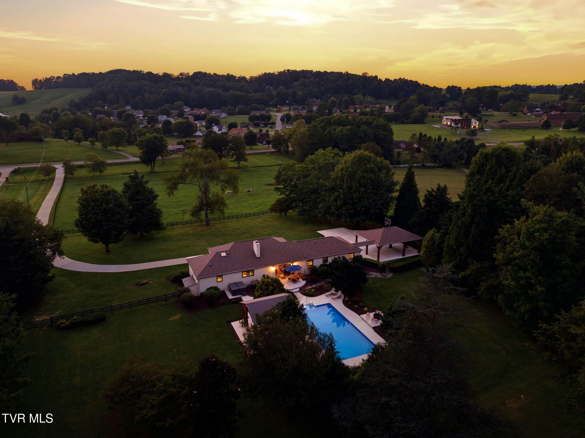 2277 Rock Springs Road