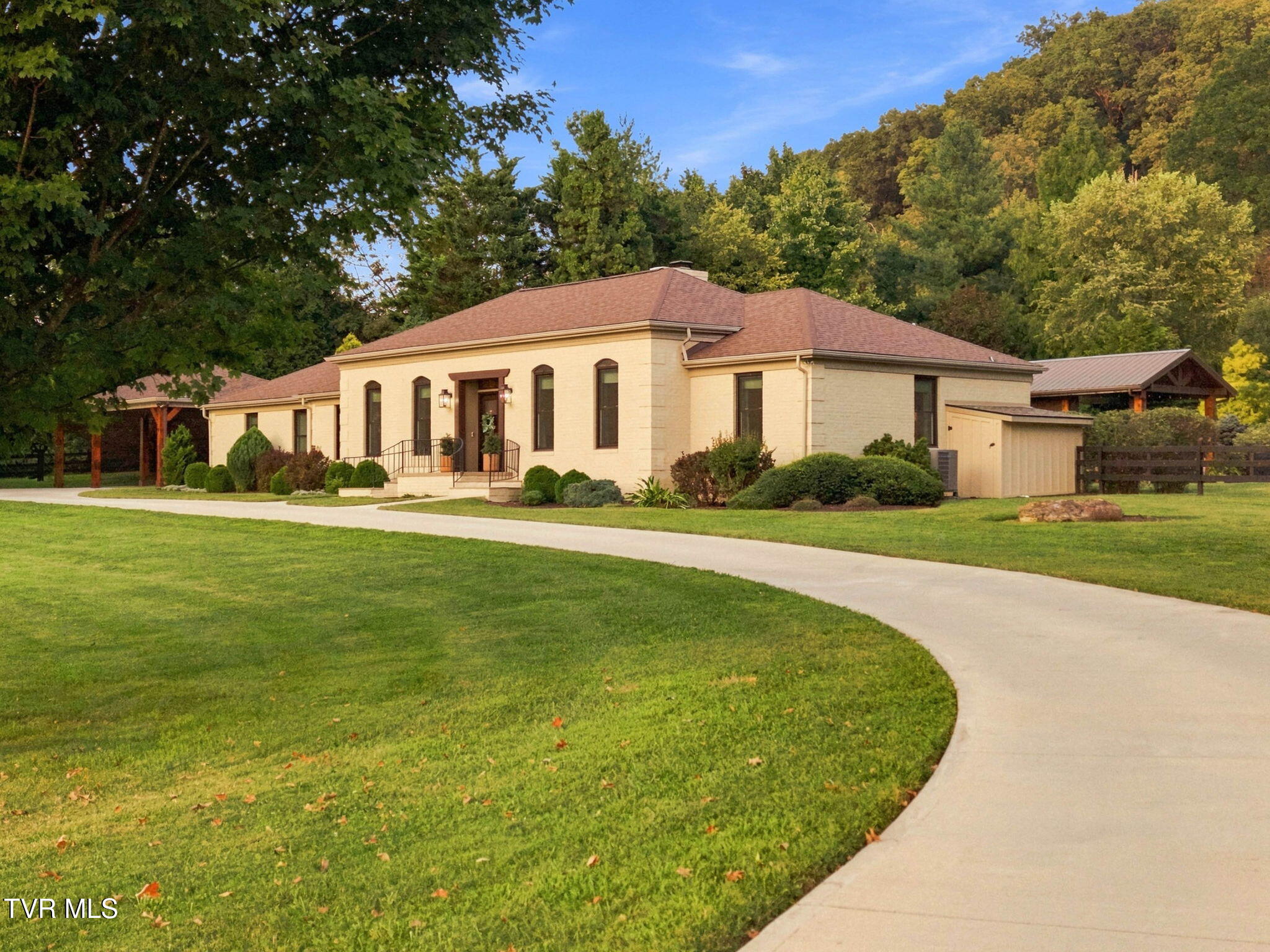 2277 Rock Springs Road