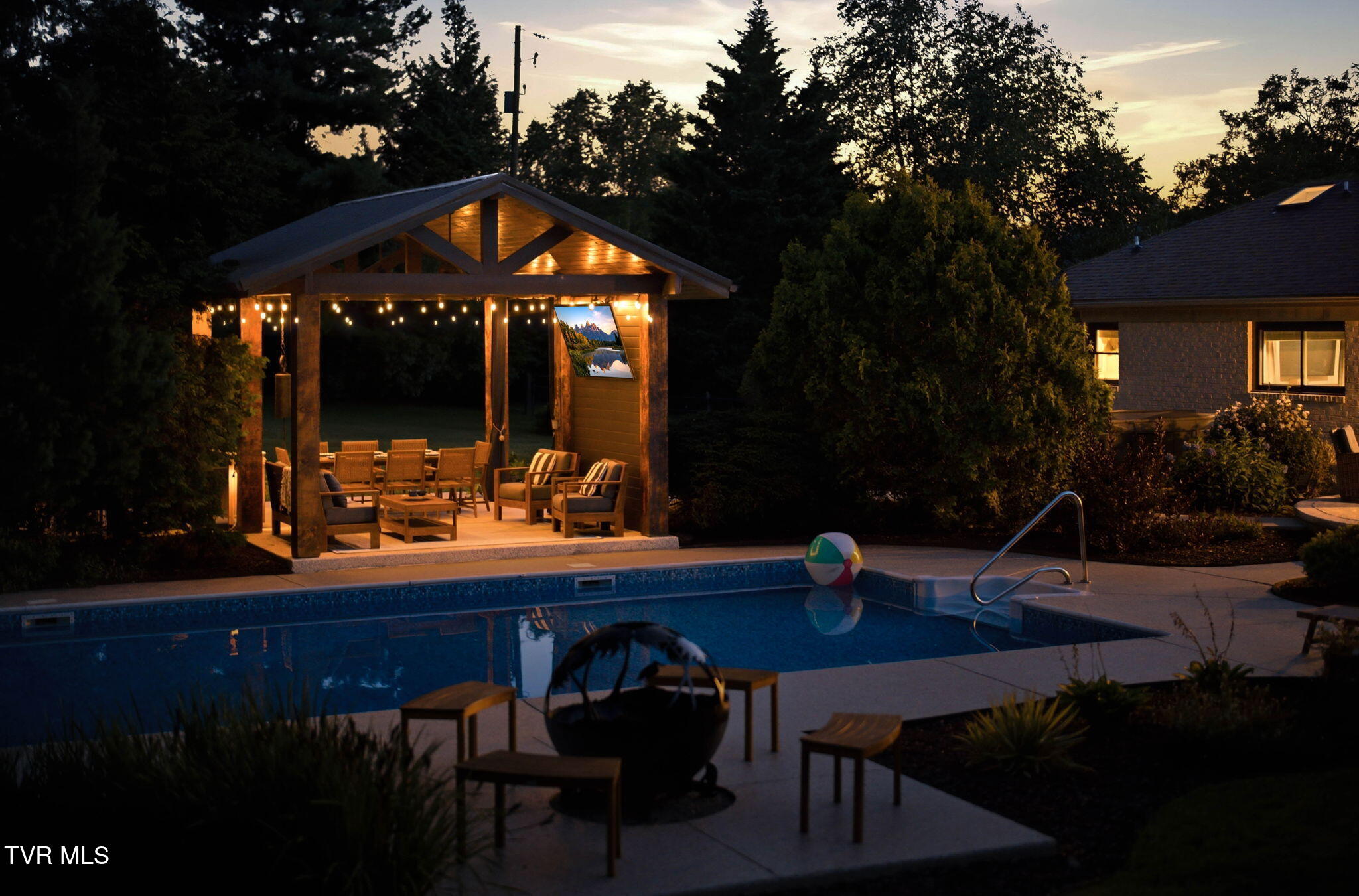2277 Rock Springs Road