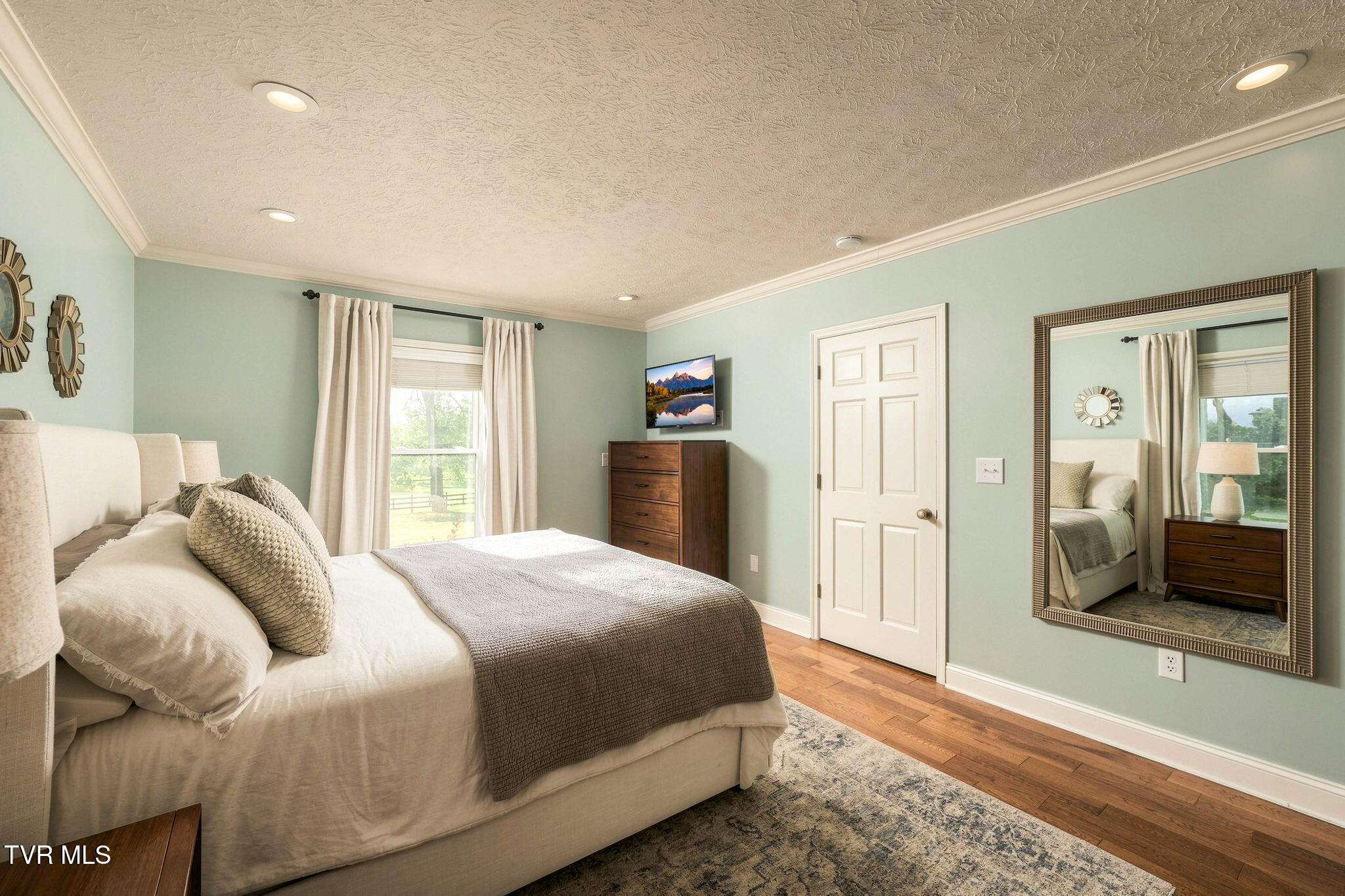 2277 Rock Springs Road