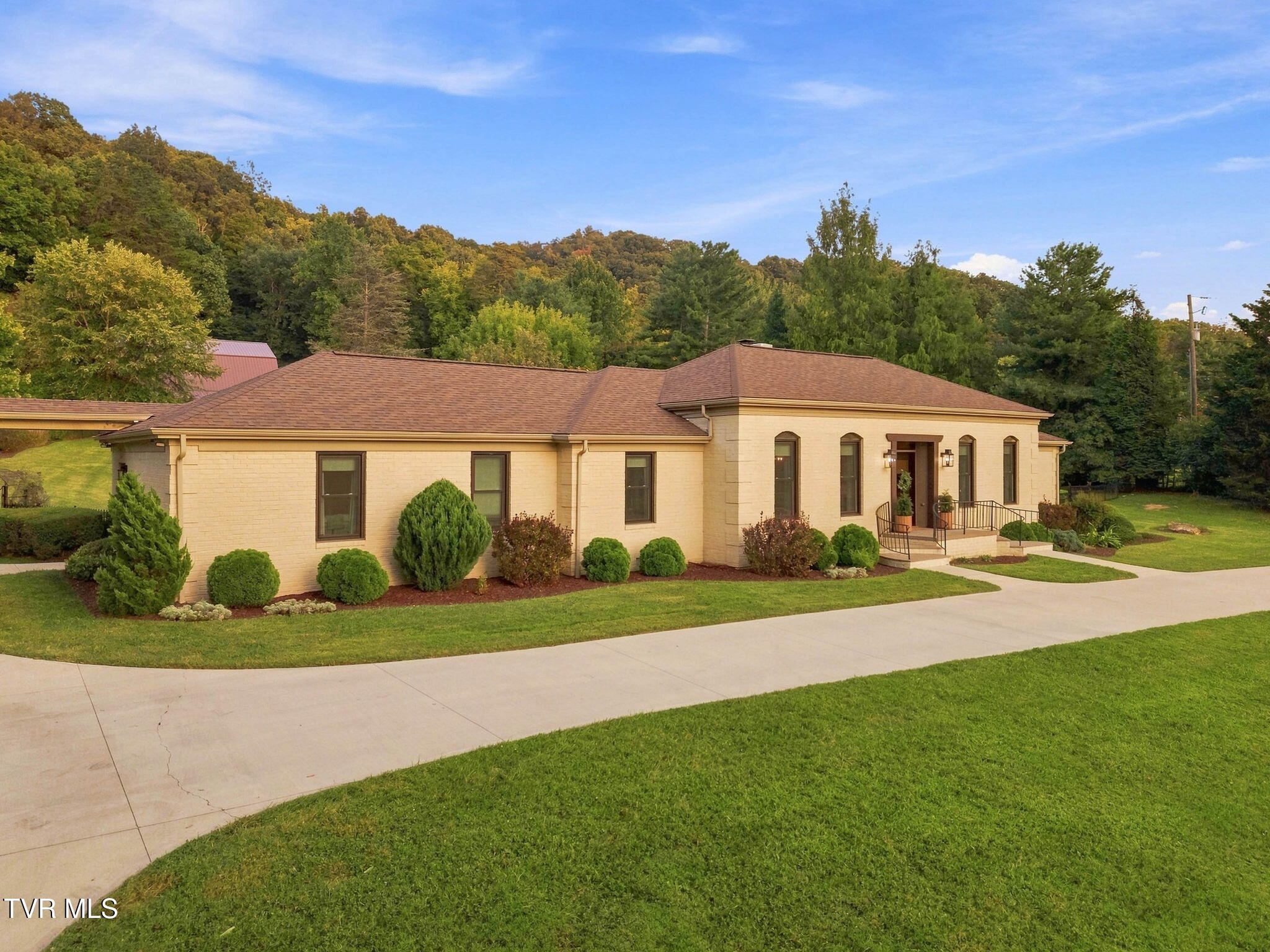 2277 Rock Springs Road