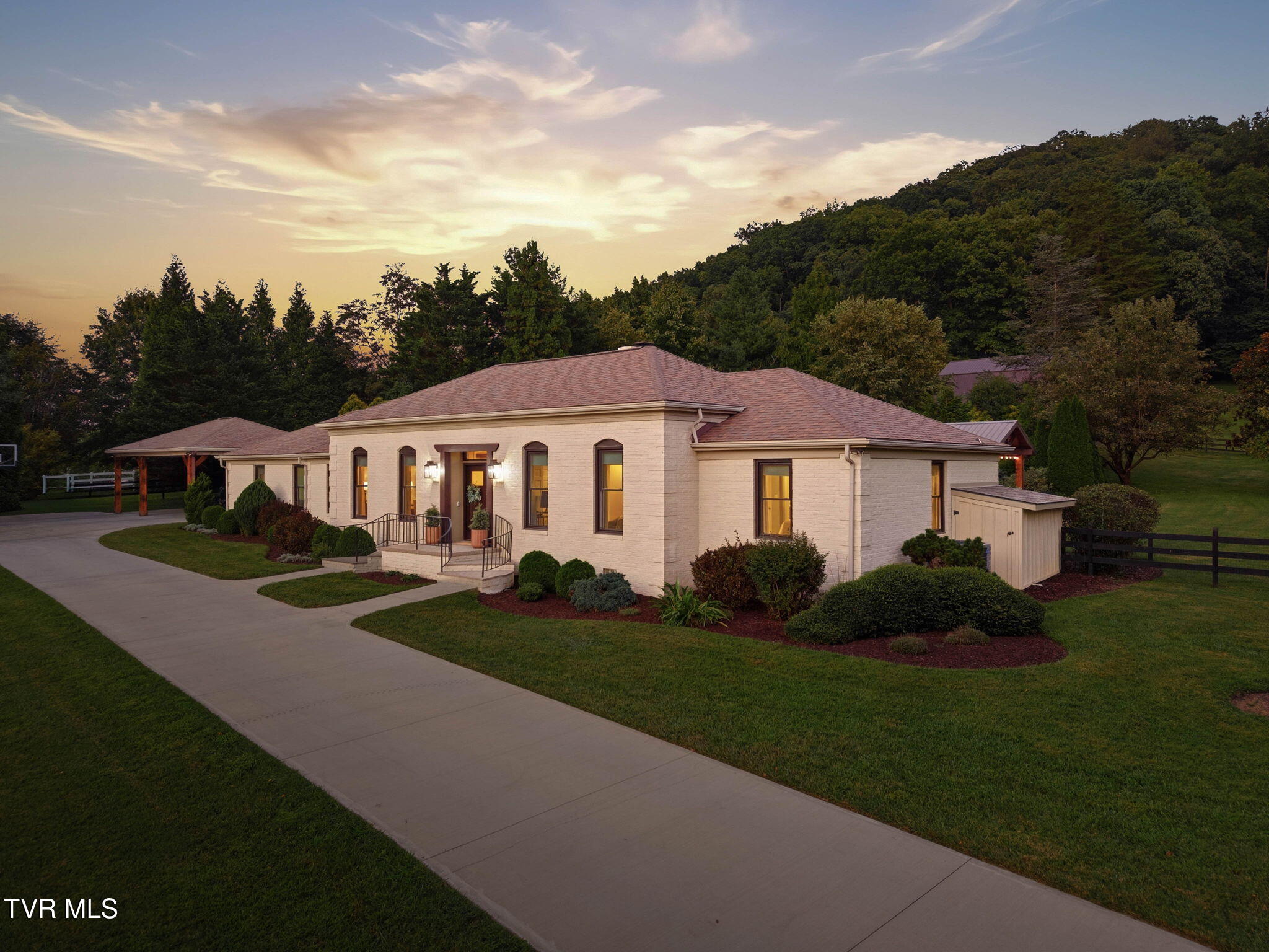 2277 Rock Springs Road