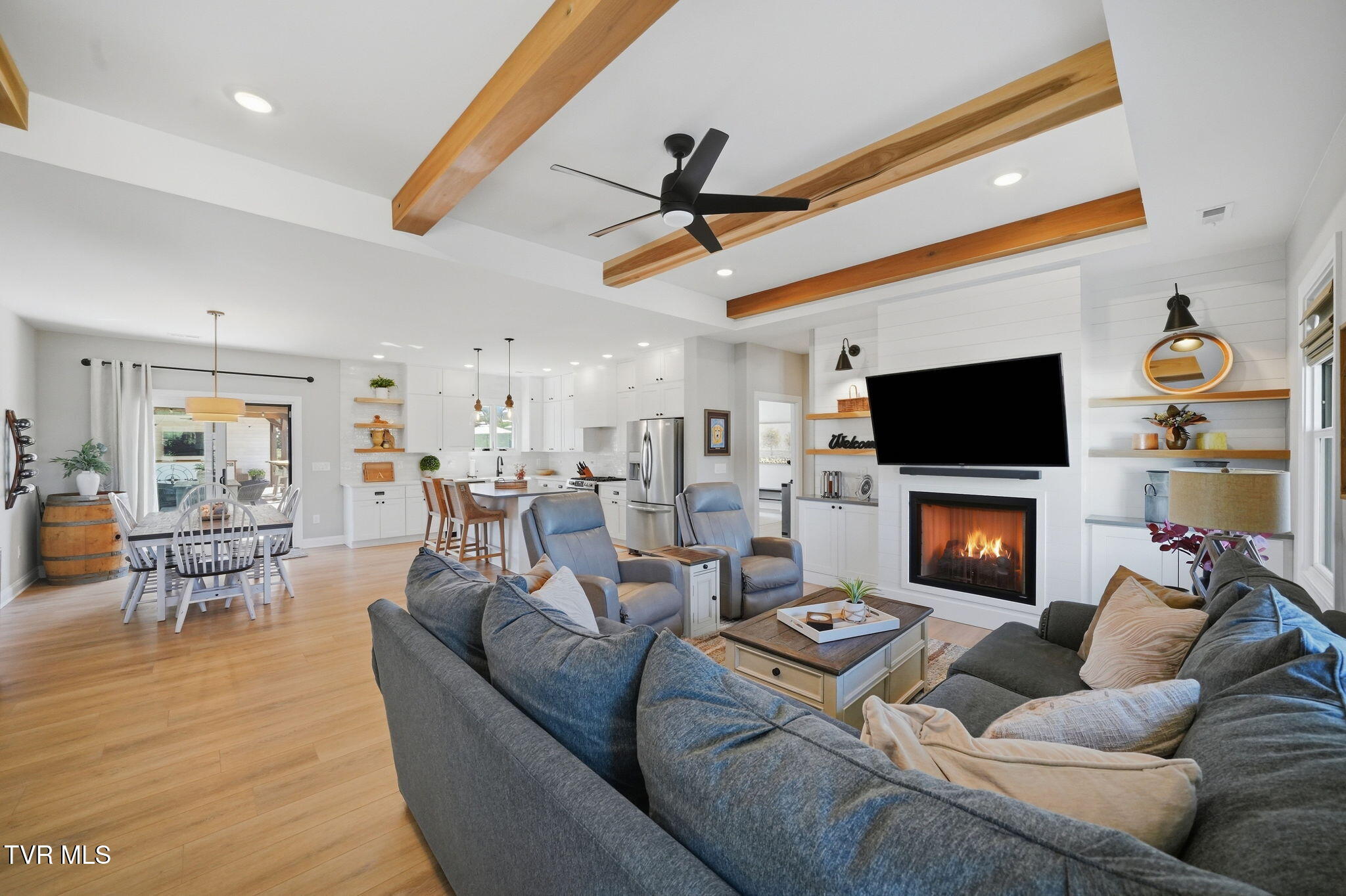 551 Pleasant Valley Road