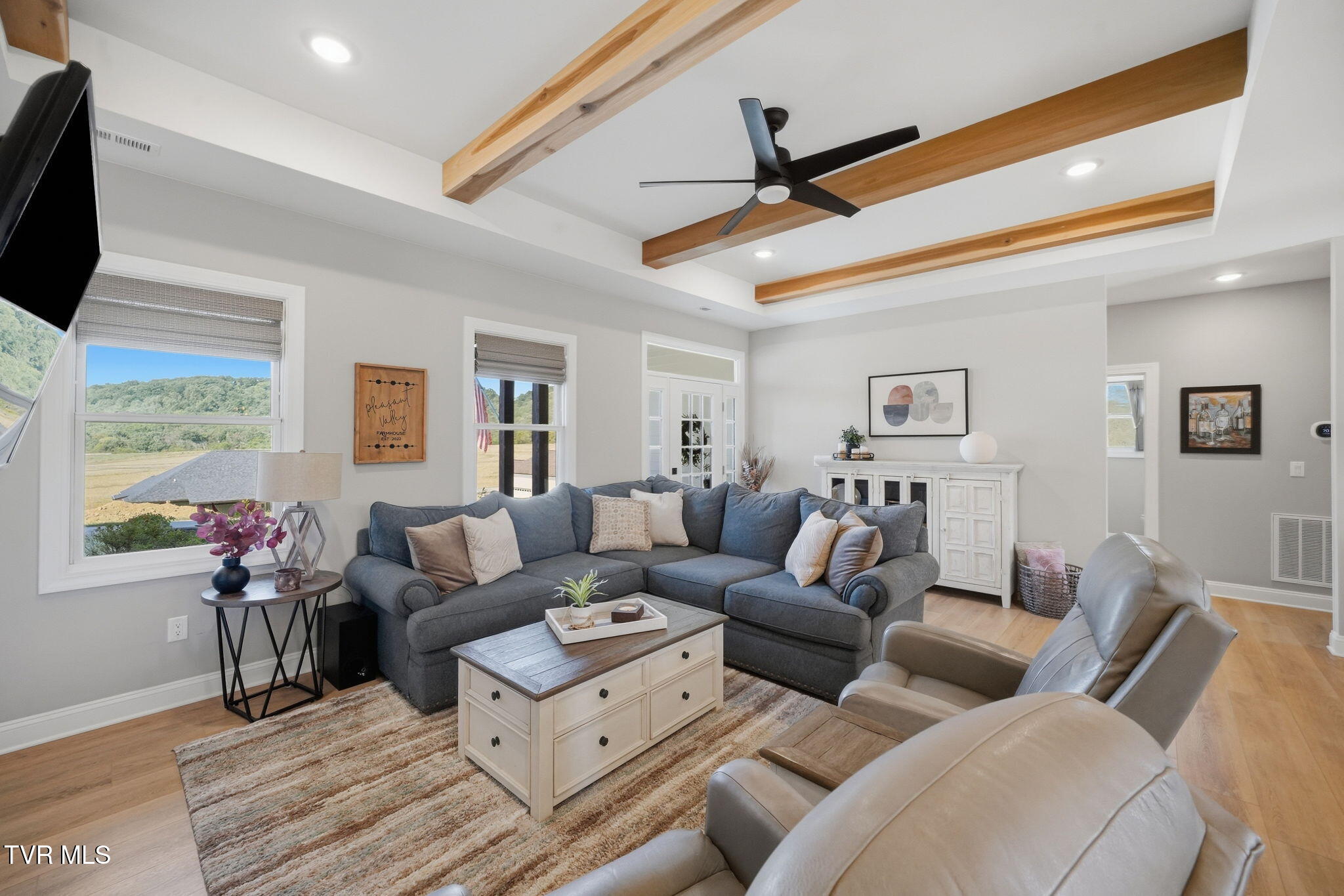 551 Pleasant Valley Road