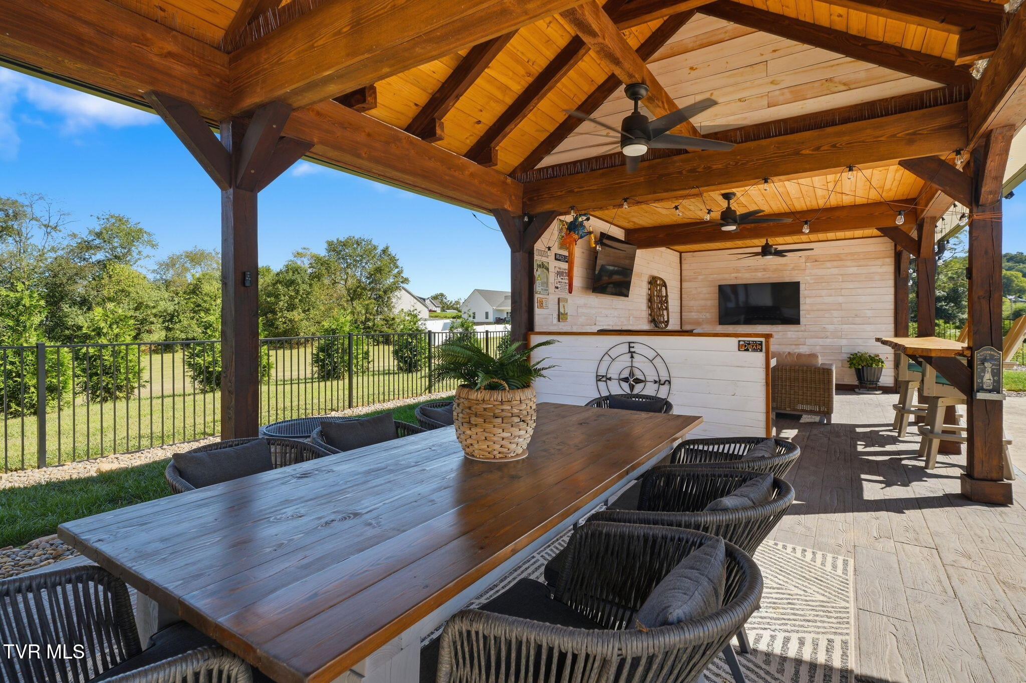 551 Pleasant Valley Road