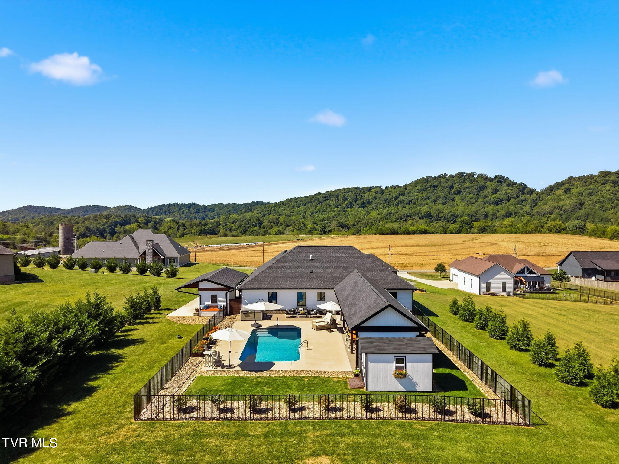 551 Pleasant Valley Road