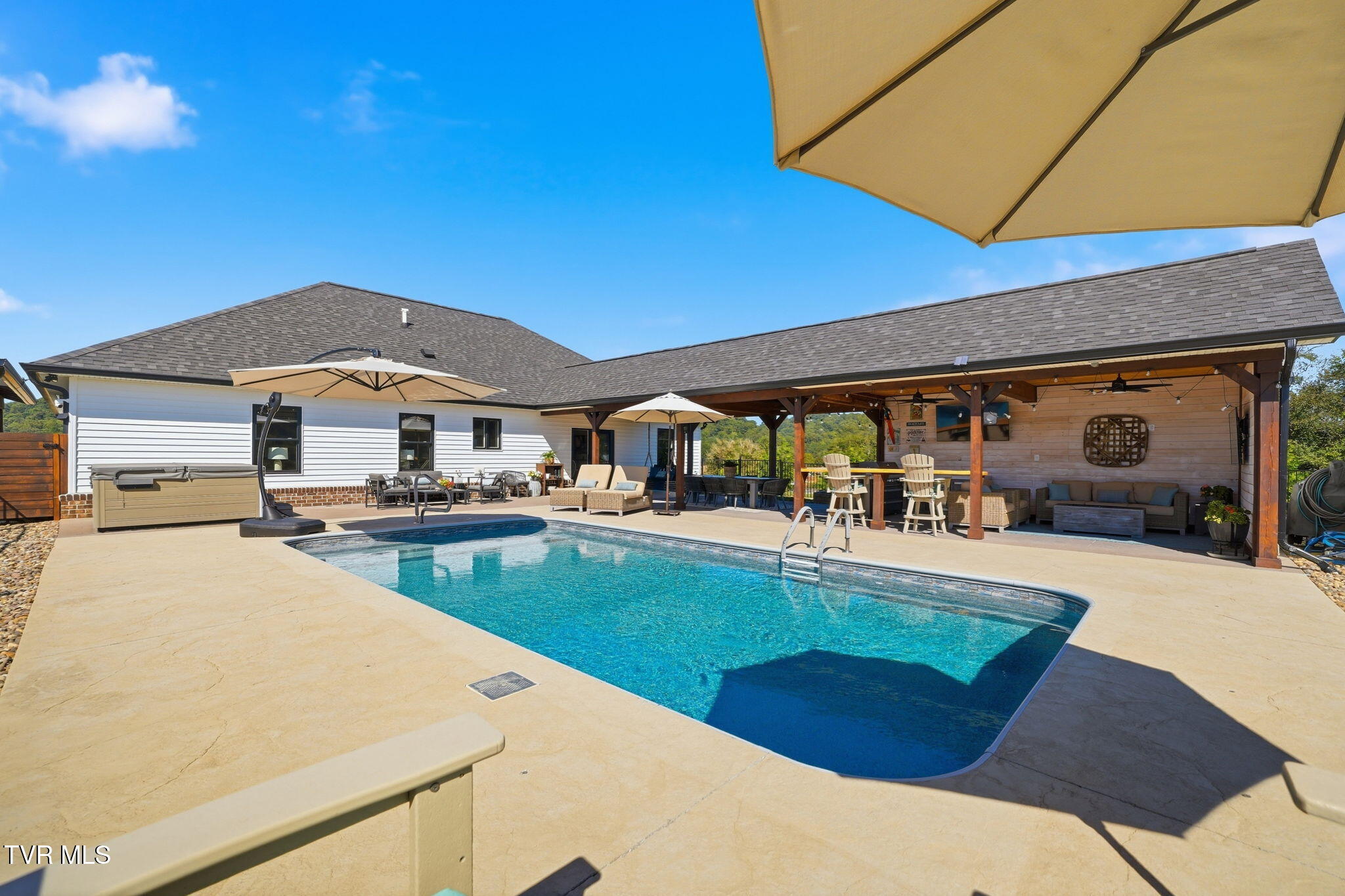 551 Pleasant Valley Road