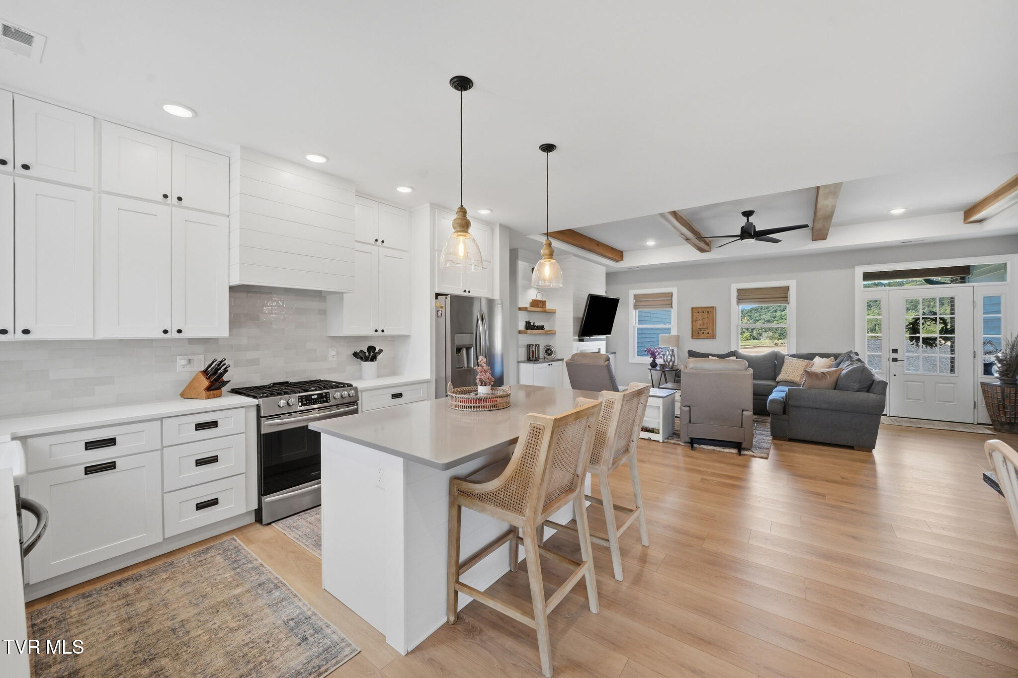 551 Pleasant Valley Road