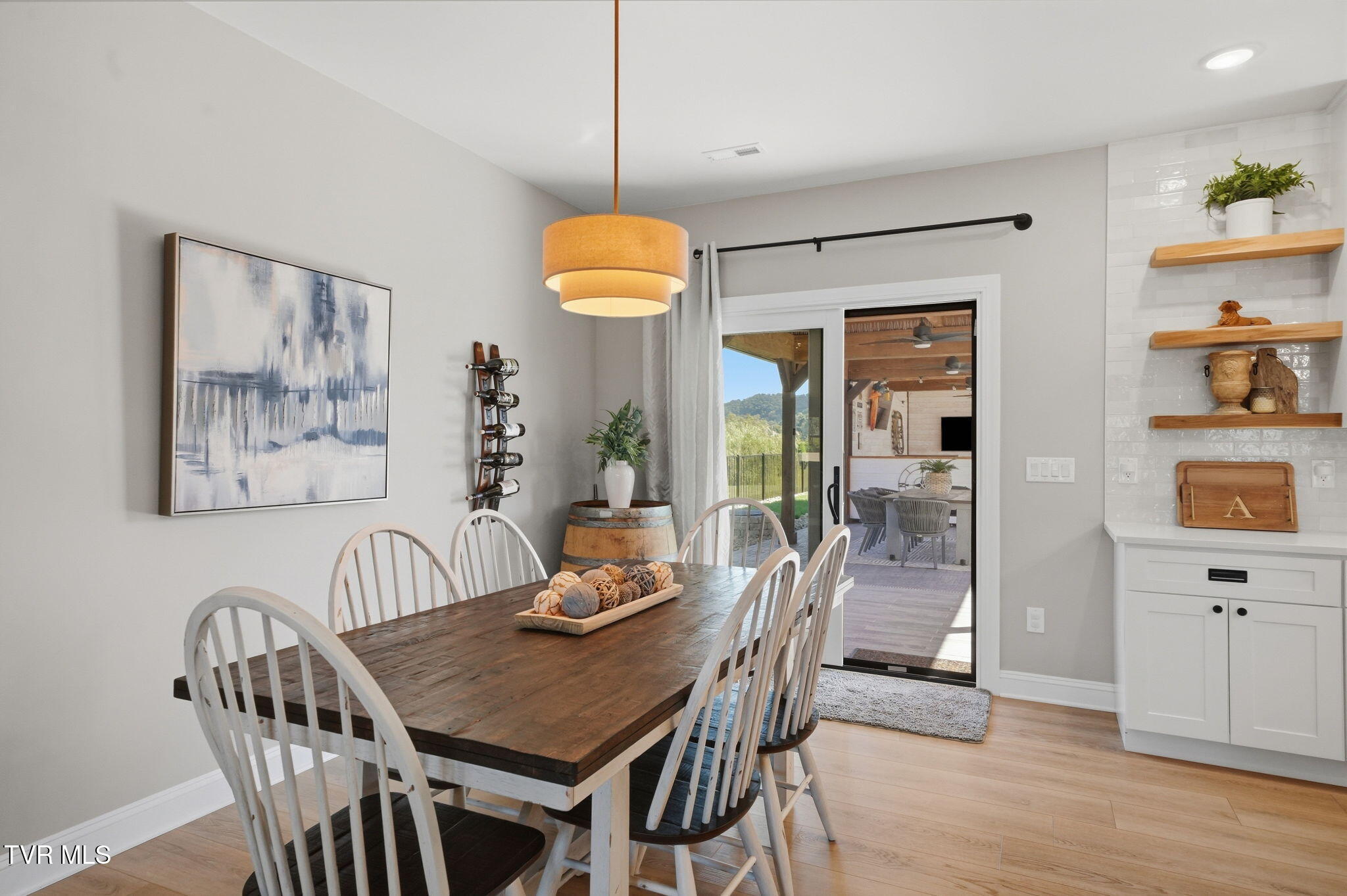551 Pleasant Valley Road