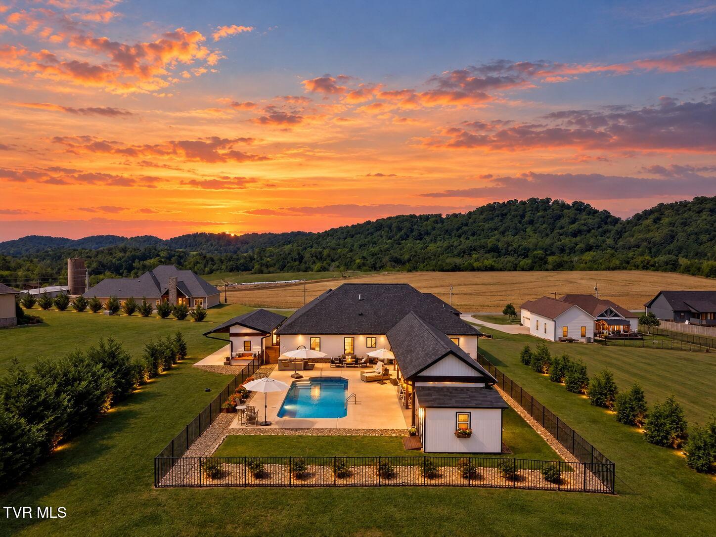 551 Pleasant Valley Road