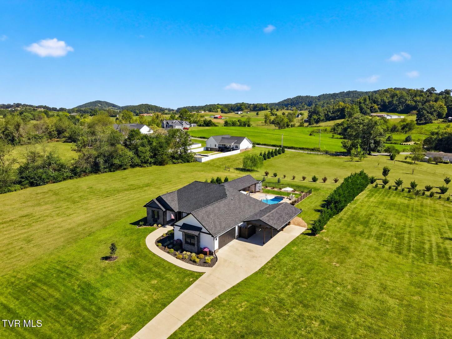 551 Pleasant Valley Road
