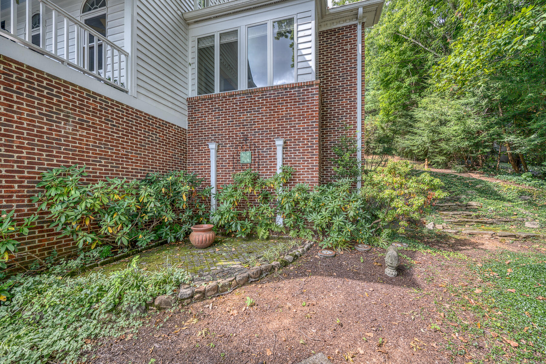 2006 Millbrook Drive