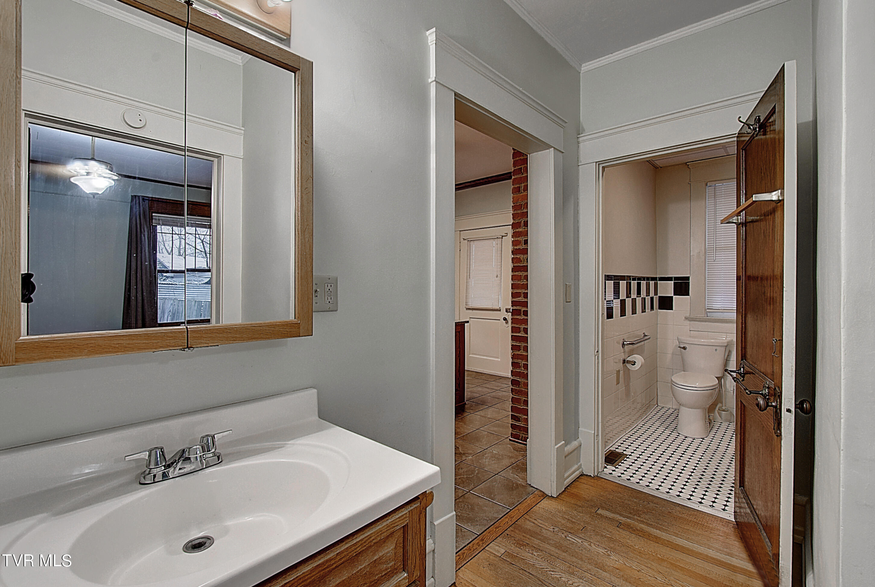 506 West Pine Street